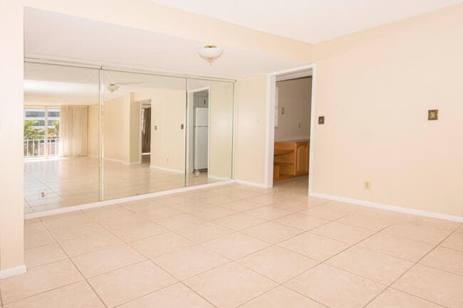 3575 S Ocean Boulevard 408, South Palm Beach, FL 33480 — photo 4 of 26