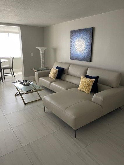3100 NE 49th Street 702, Fort Lauderdale, FL 33308 — photo 5 of 33