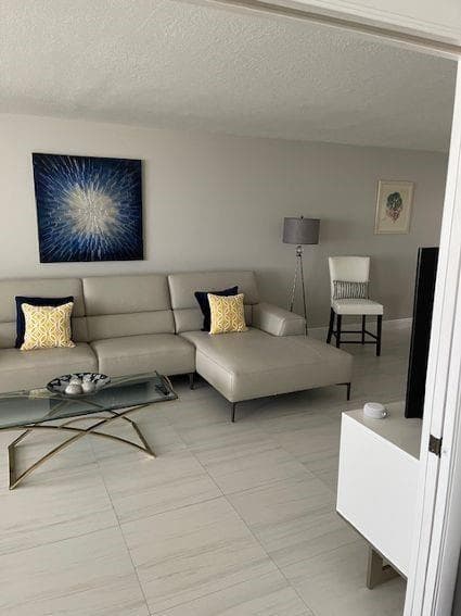 3100 NE 49th Street 702, Fort Lauderdale, FL 33308 — photo 6 of 33