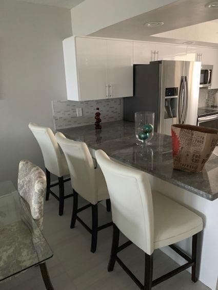 3100 NE 49th Street 702, Fort Lauderdale, FL 33308 — photo 9 of 33