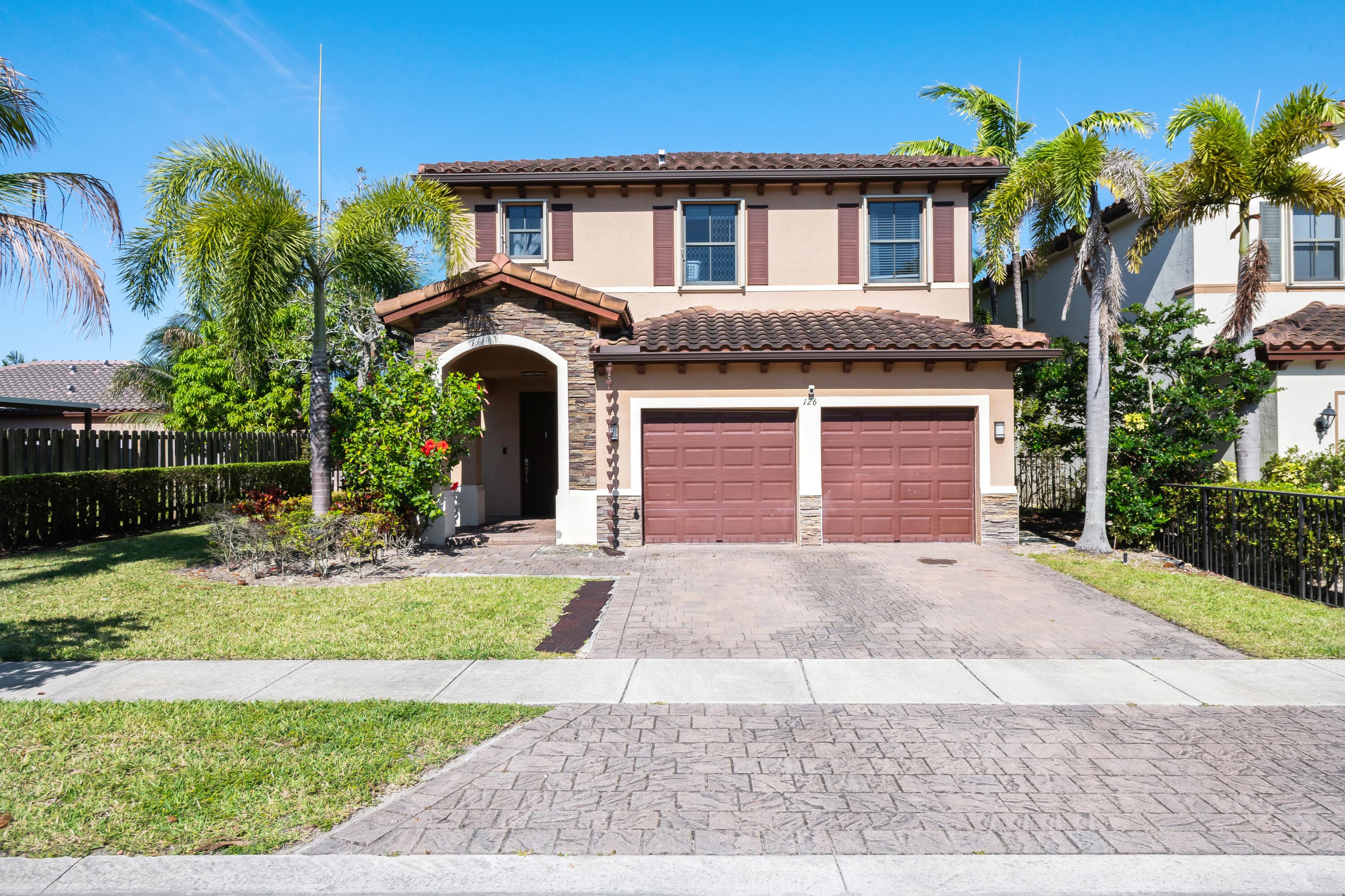 126 NE 27th Terrace, Homestead, FL 33033 — photo 2 of 38