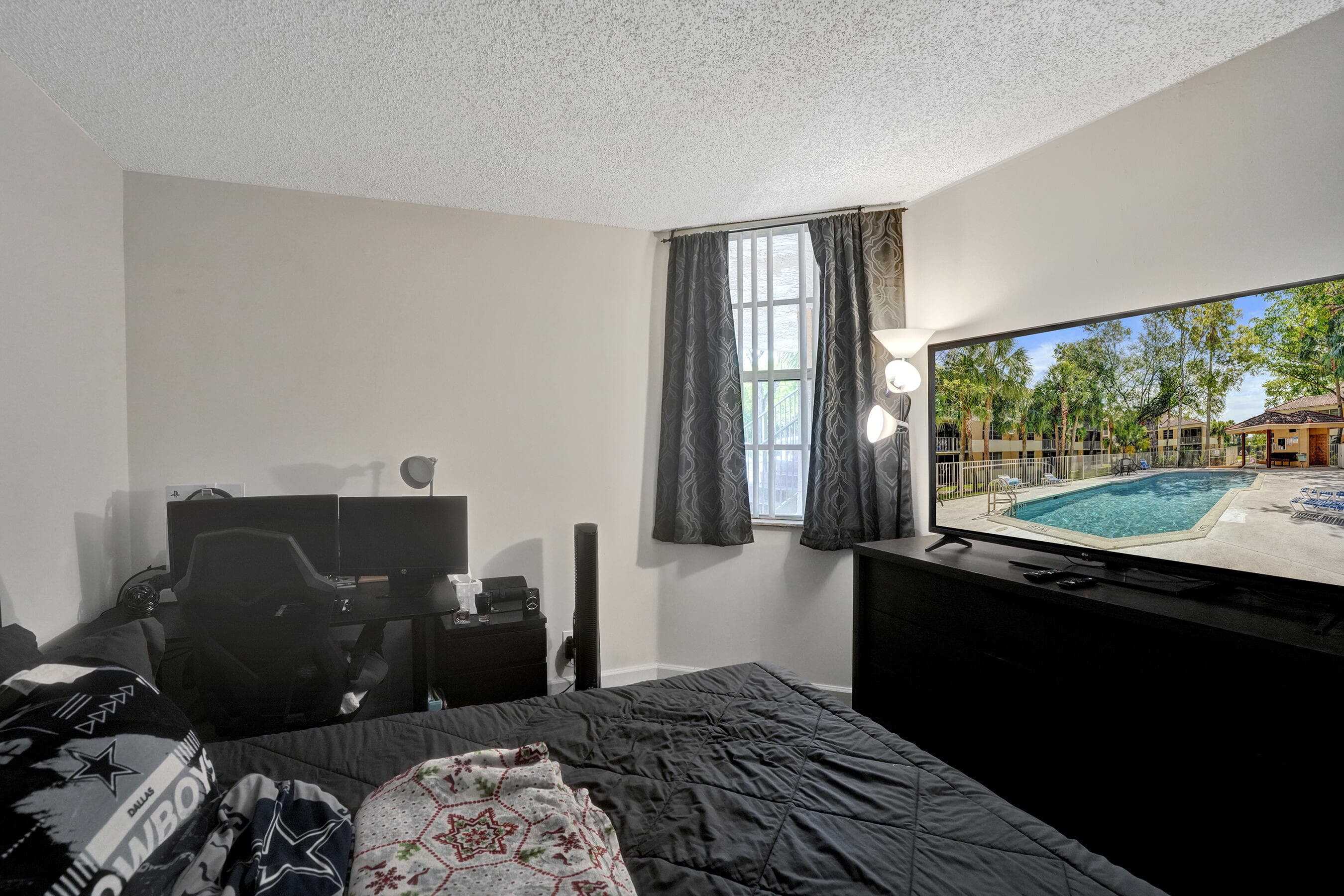 8266 NW 24th Street, Coral Springs, FL 33065 — photo 21 of 40