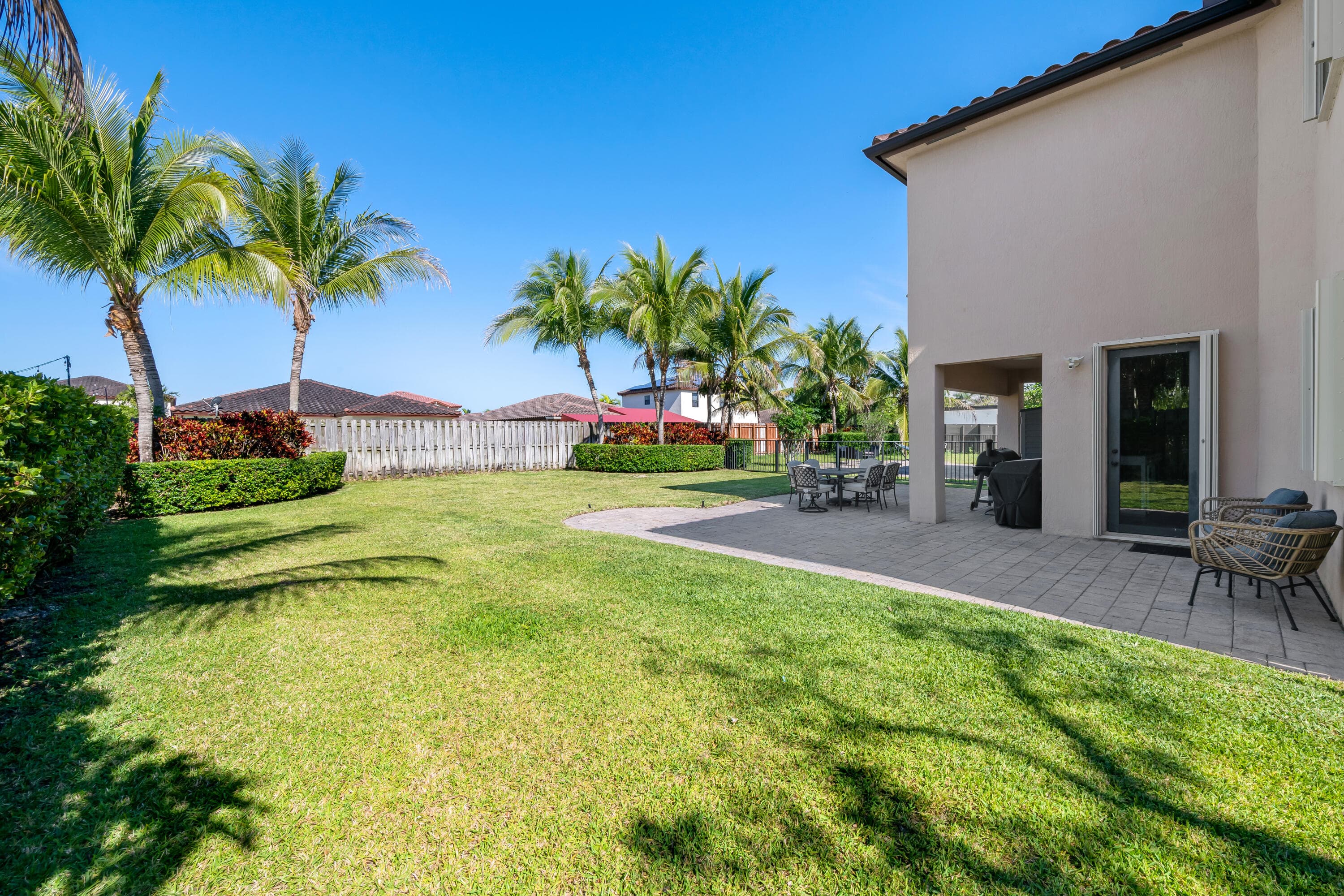 126 NE 27th Terrace, Homestead, FL 33033 — photo 6 of 38