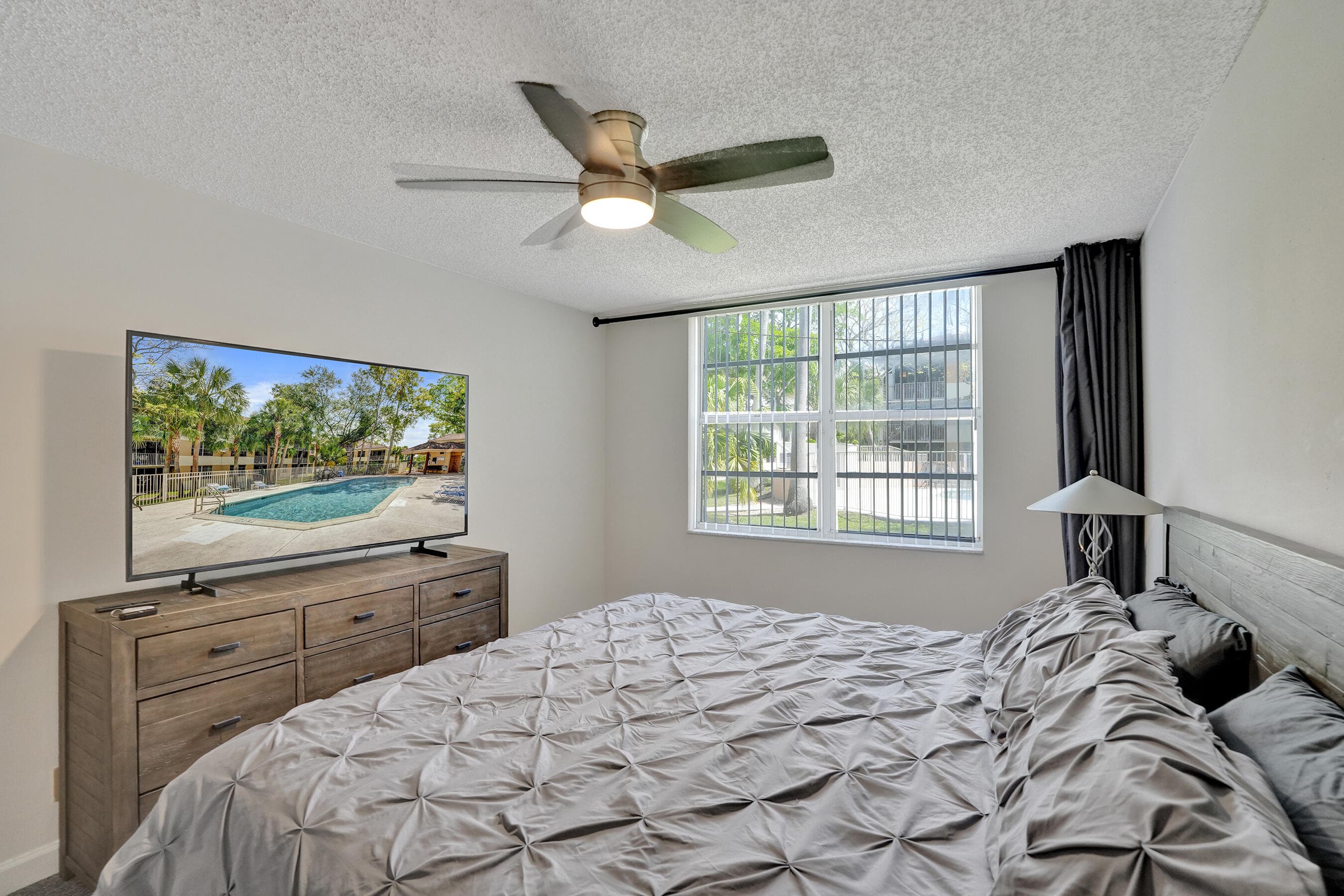 8266 NW 24th Street, Coral Springs, FL 33065 — photo 28 of 40