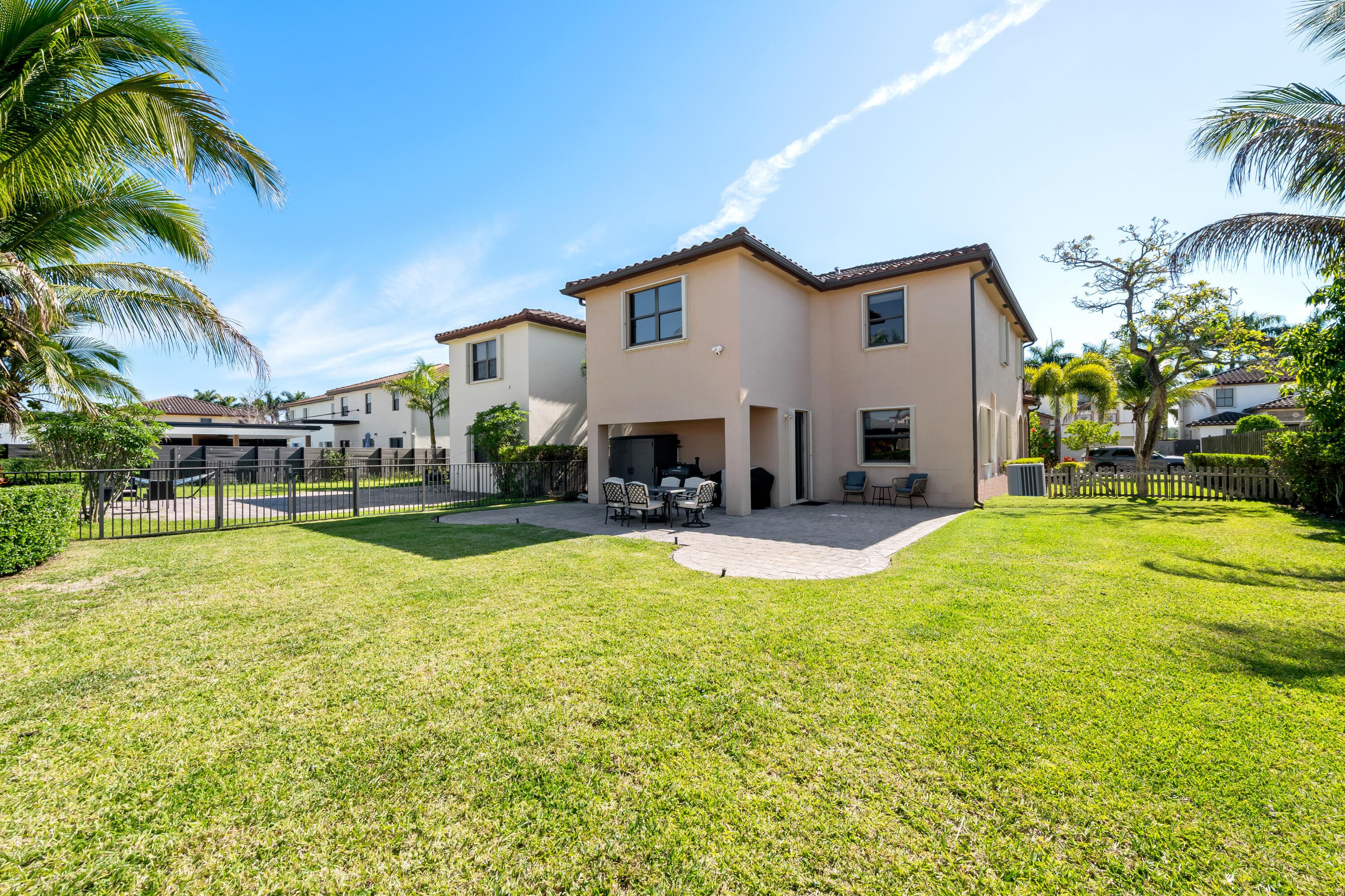 126 NE 27th Terrace, Homestead, FL 33033 — photo 4 of 38