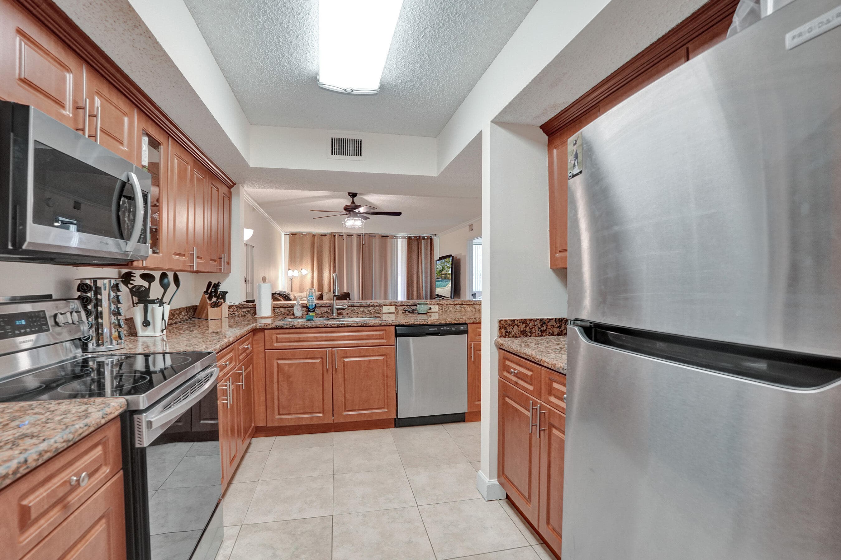 8266 NW 24th Street, Coral Springs, FL 33065 — photo 33 of 40