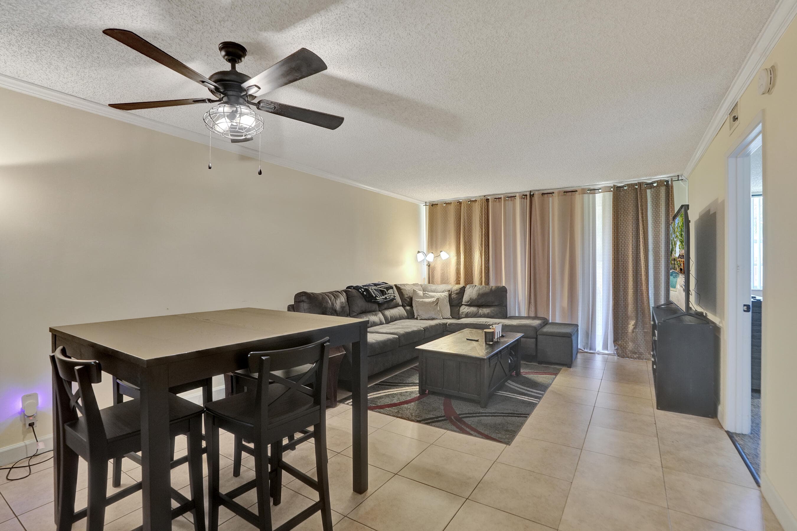 8266 NW 24th Street, Coral Springs, FL 33065 — photo 36 of 40