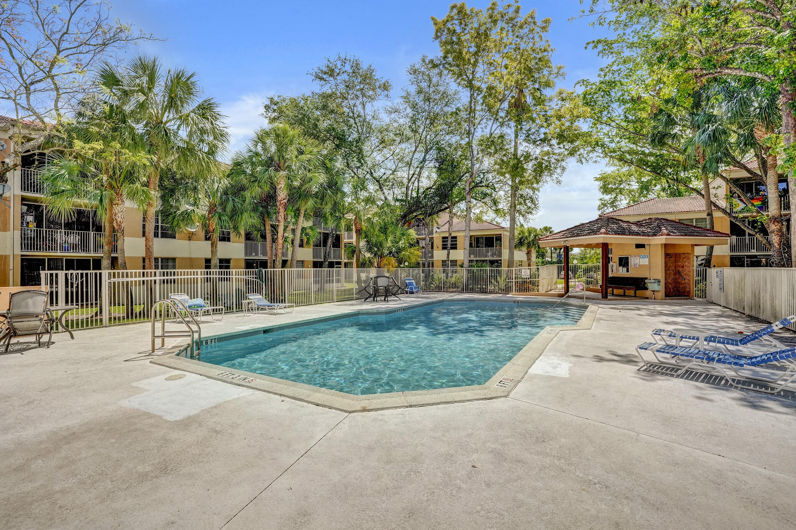 8266 NW 24th Street, Coral Springs, FL 33065 — photo 14 of 40