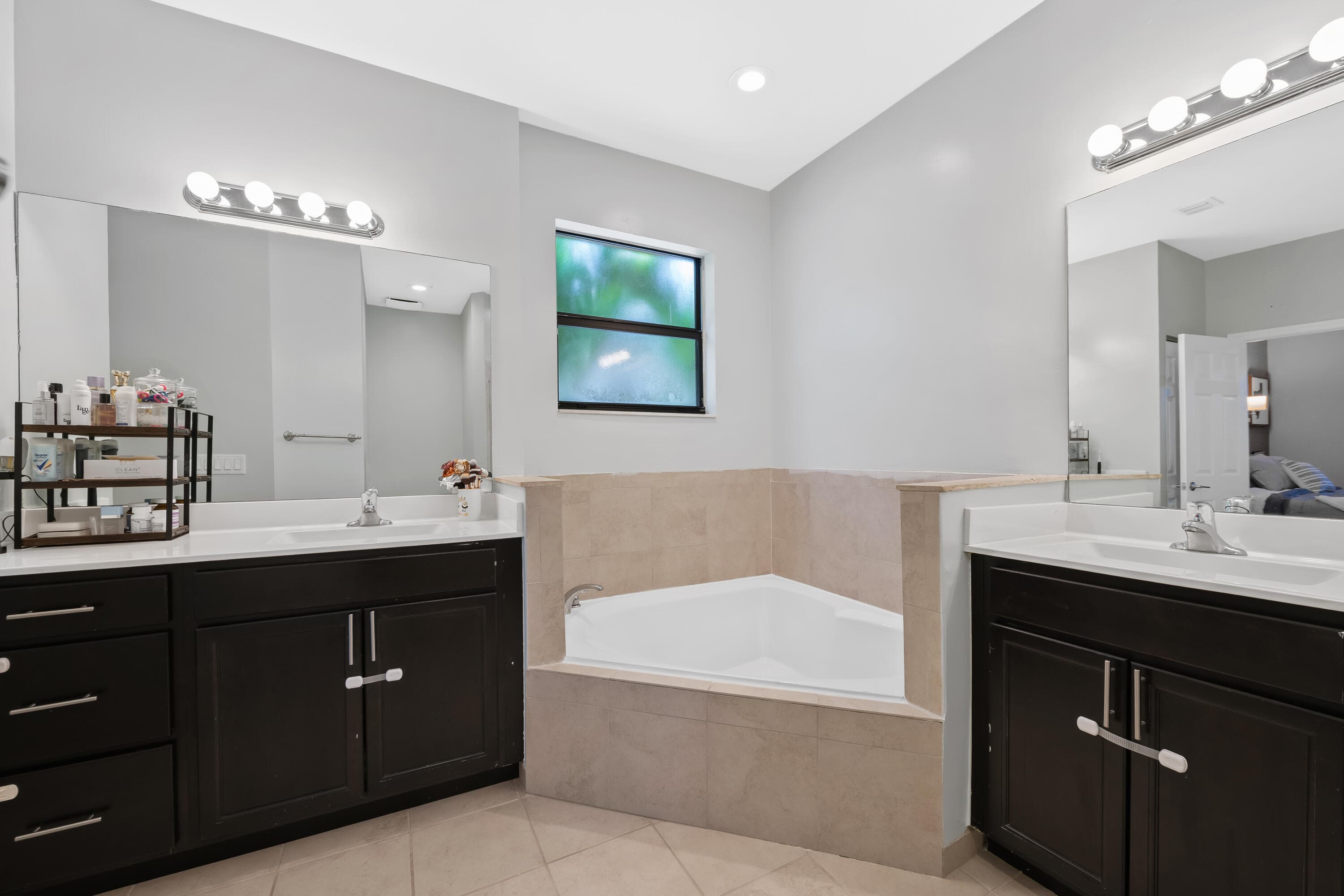 126 NE 27th Terrace, Homestead, FL 33033 — photo 19 of 38