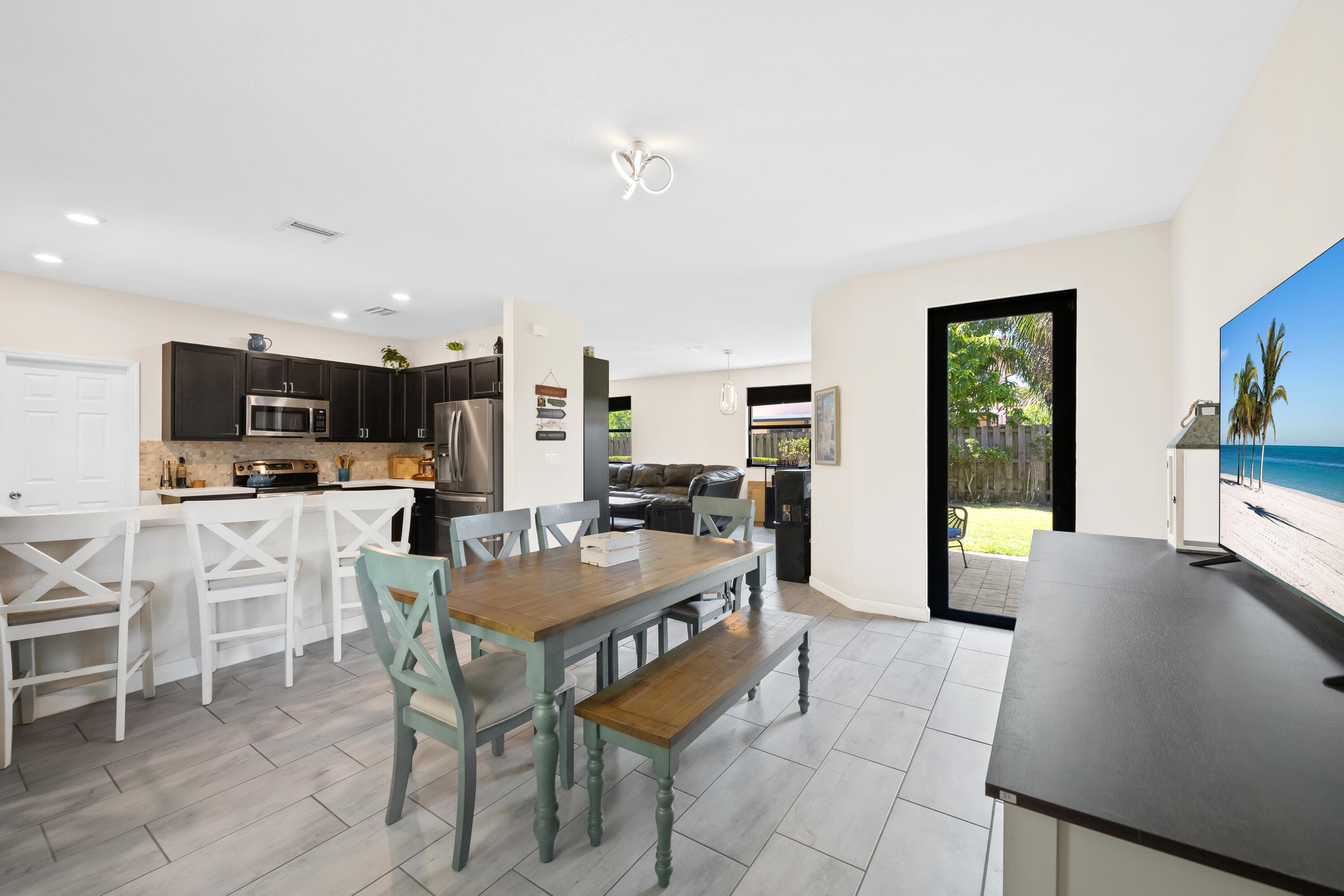 126 NE 27th Terrace, Homestead, FL 33033 — photo 10 of 38