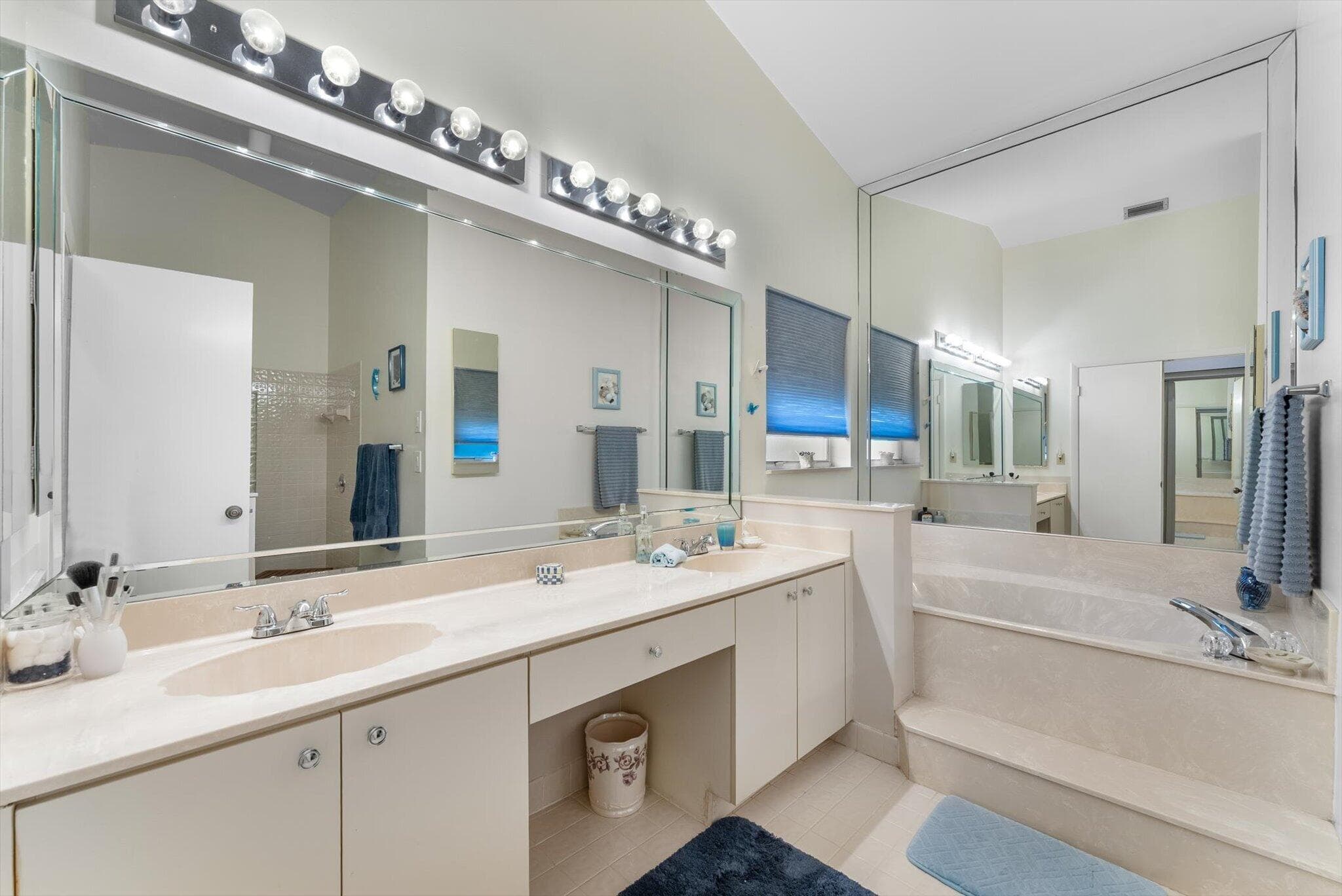 20301 NW 7th Street, Pembroke Pines, FL 33029 — photo 18 of 42