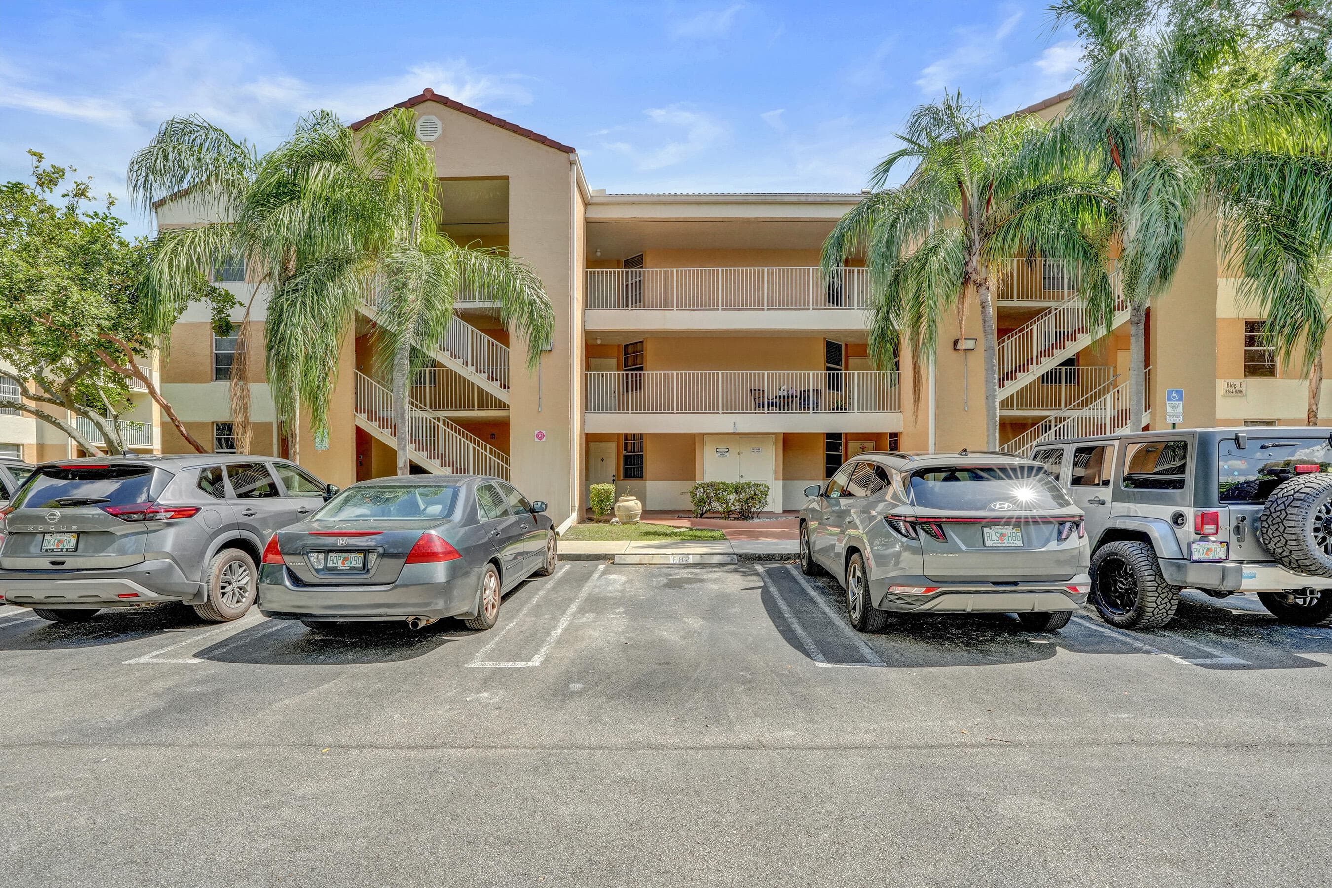 8266 NW 24th Street 8266, Coral Springs, FL 33065 — photo 15 of 39