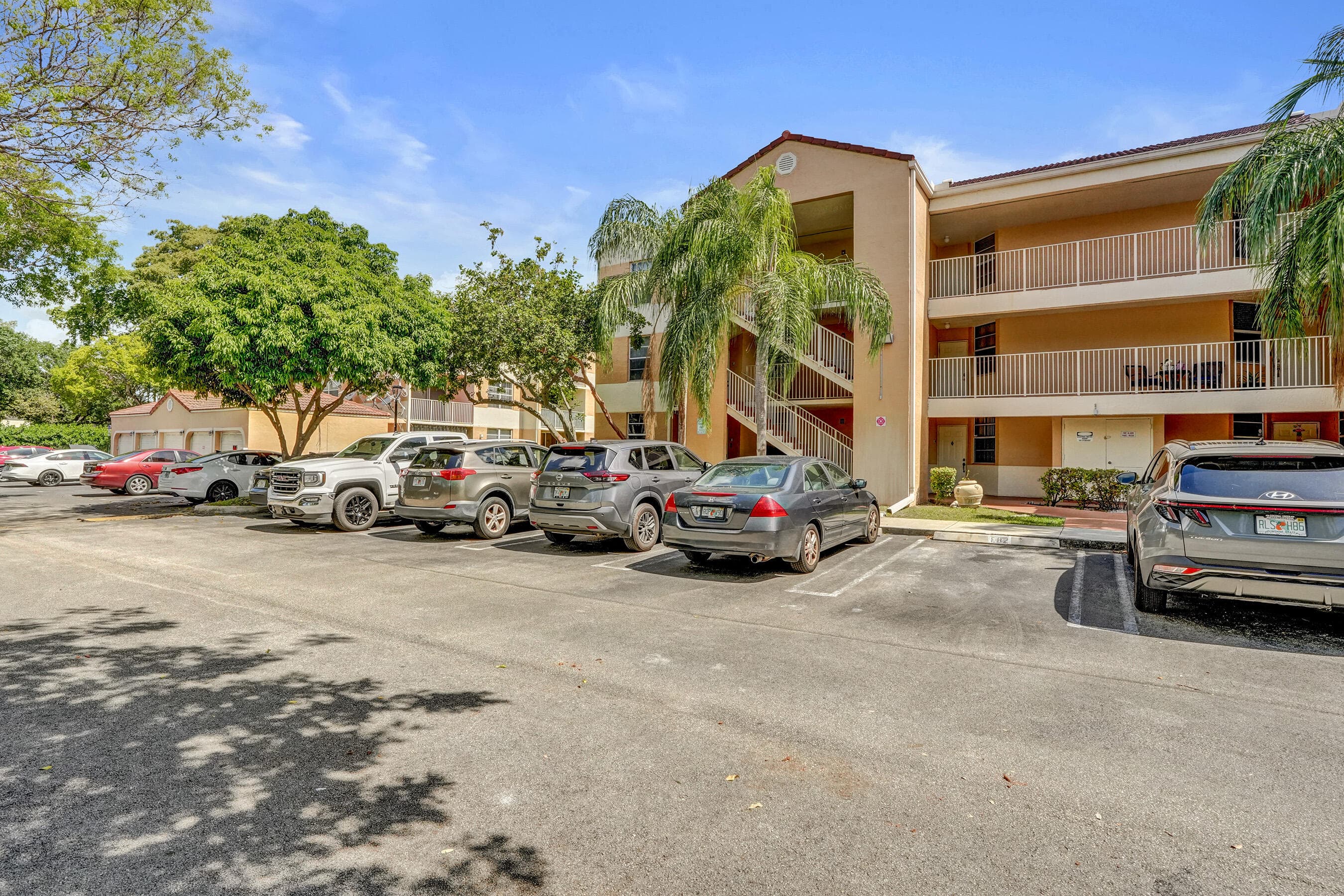 8266 NW 24th Street 8266, Coral Springs, FL 33065 — photo 16 of 39