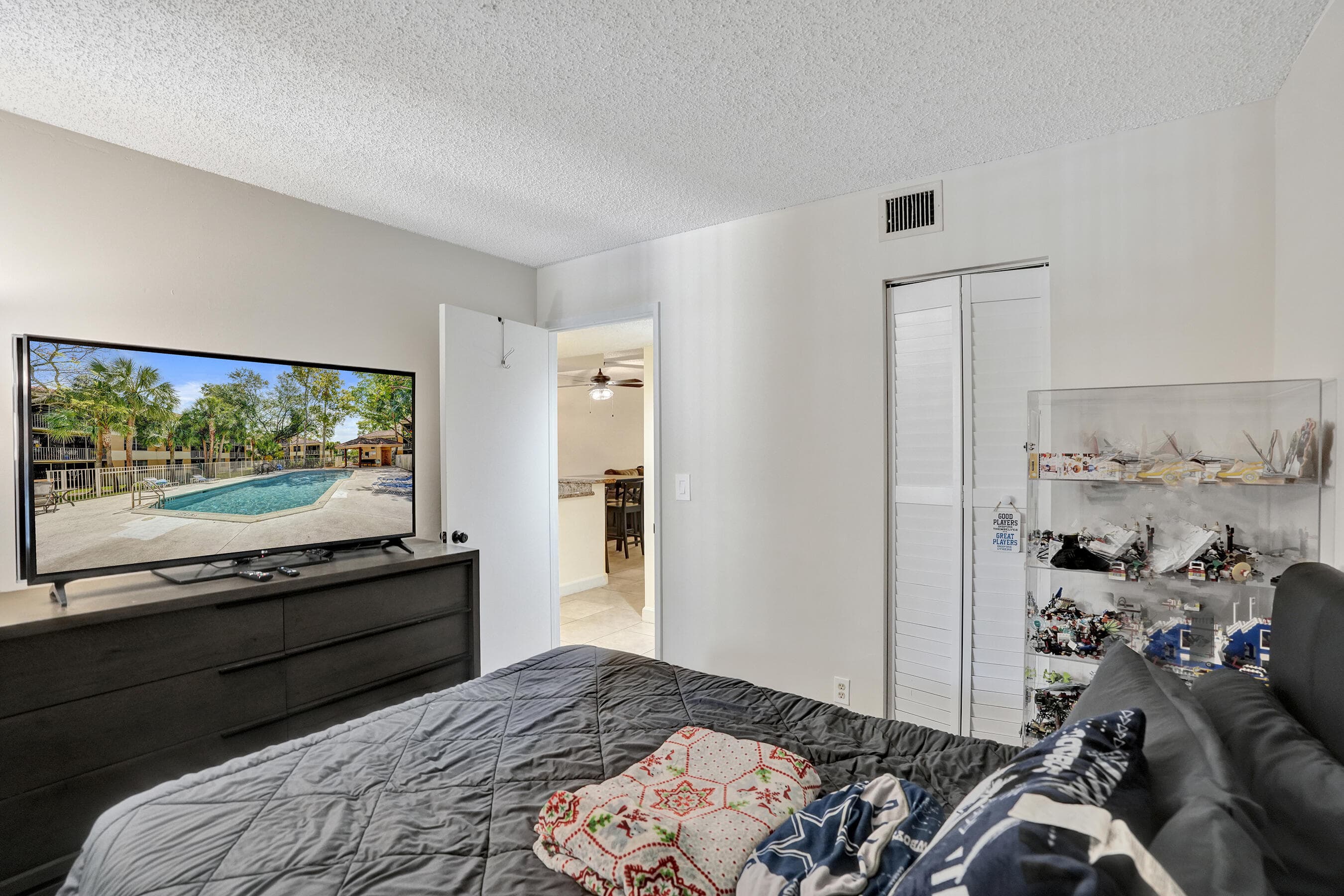 8266 NW 24th Street 8266, Coral Springs, FL 33065 — photo 21 of 39