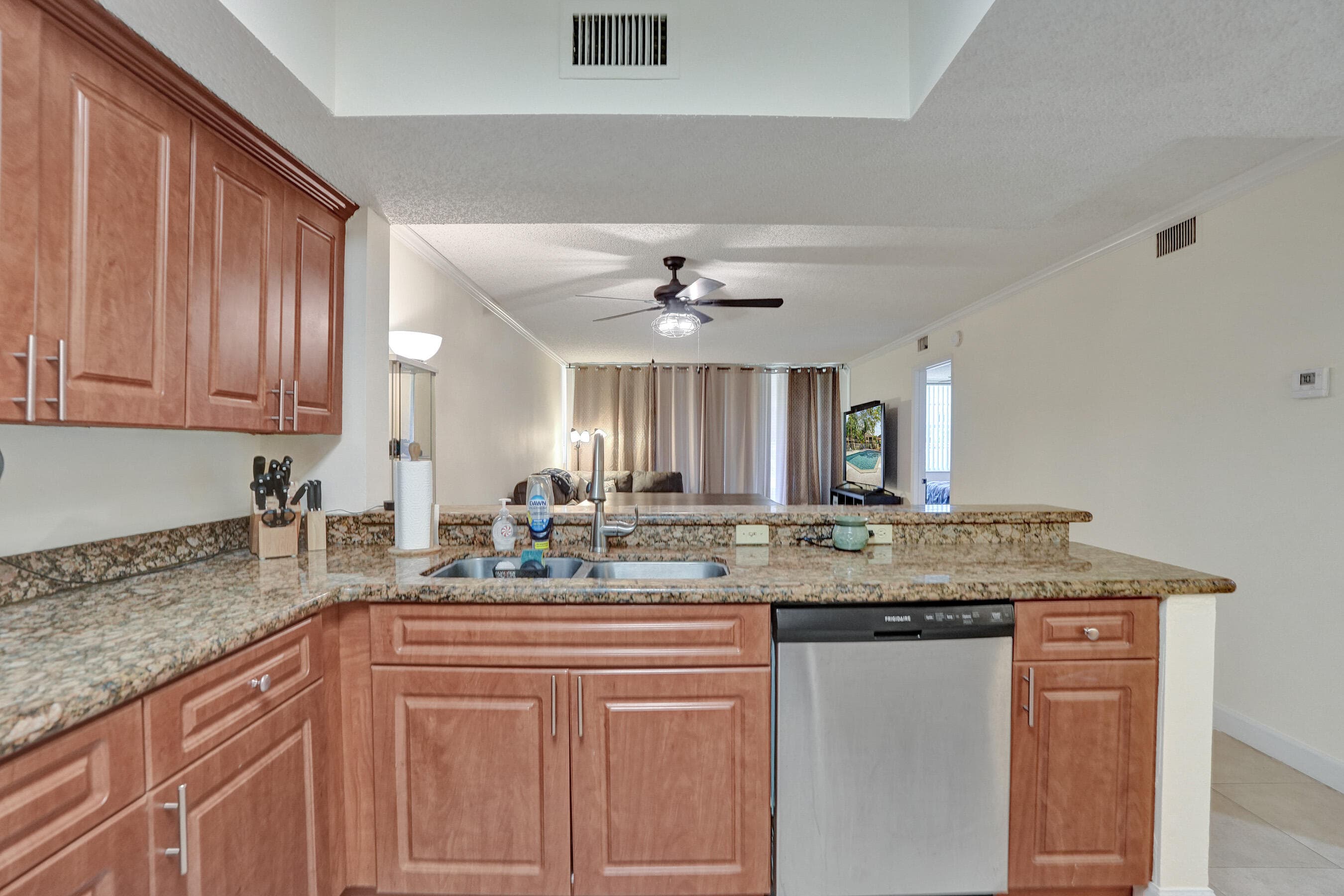 8266 NW 24th Street 8266, Coral Springs, FL 33065 — photo 32 of 39