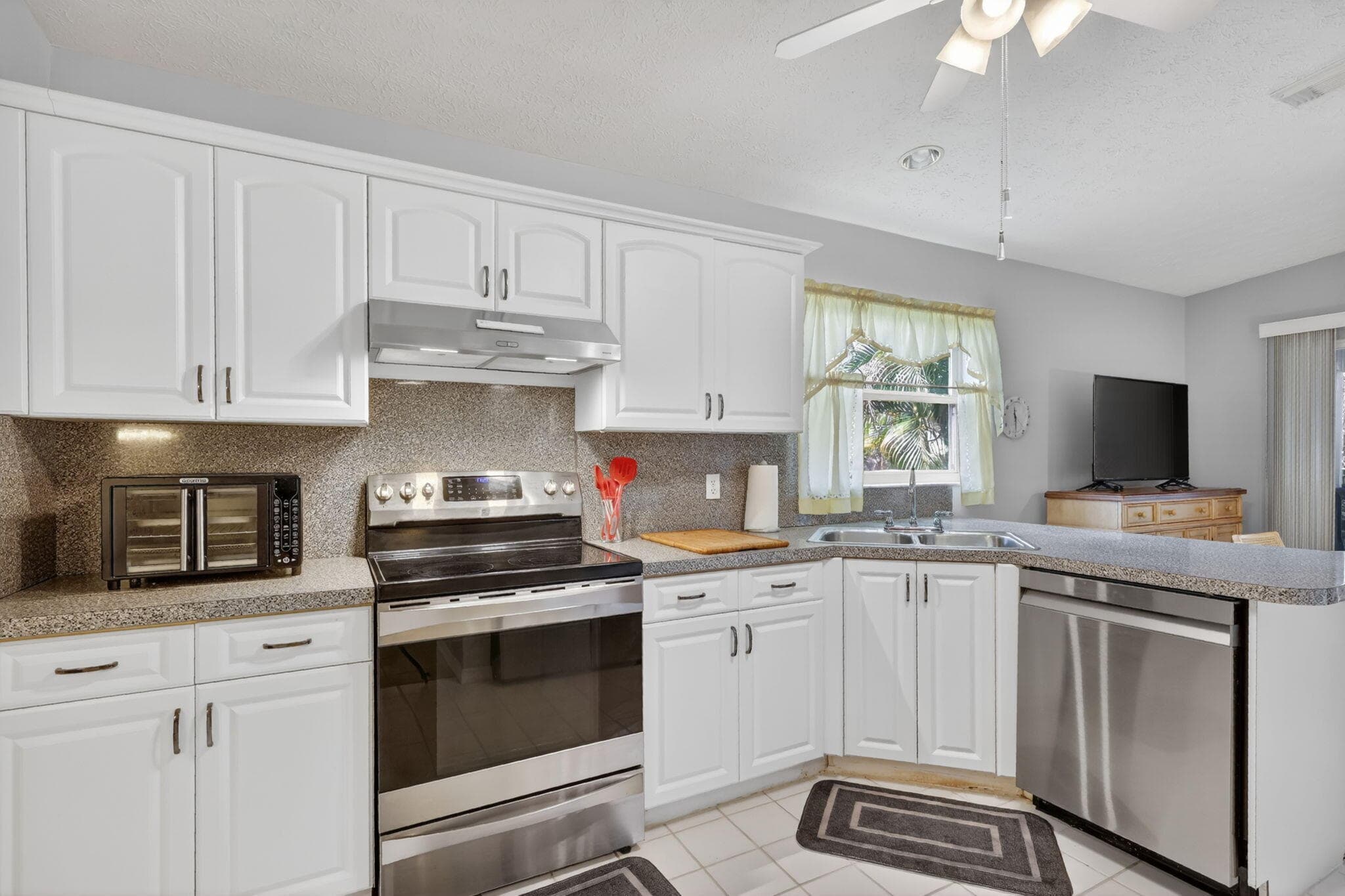 6656 Picante Circle, Fort Pierce, FL 34951 — photo 14 of 48
