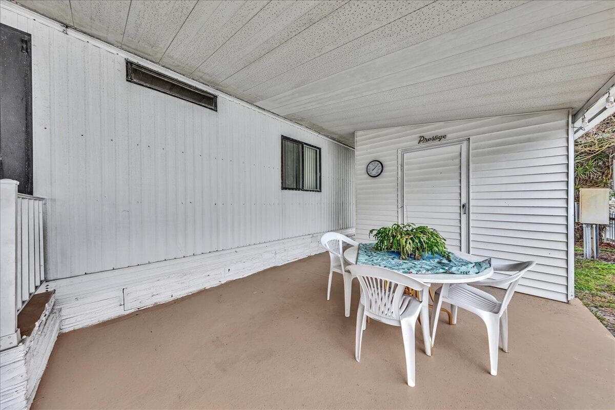 252 NW 53rd Court, Deerfield Beach, FL 33064 — photo 6 of 46
