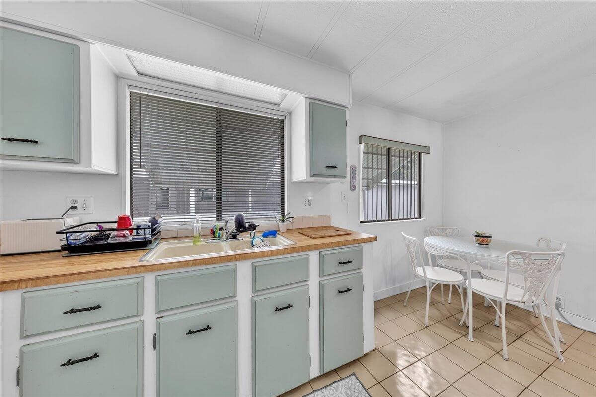 252 NW 53rd Court, Deerfield Beach, FL 33064 — photo 21 of 46