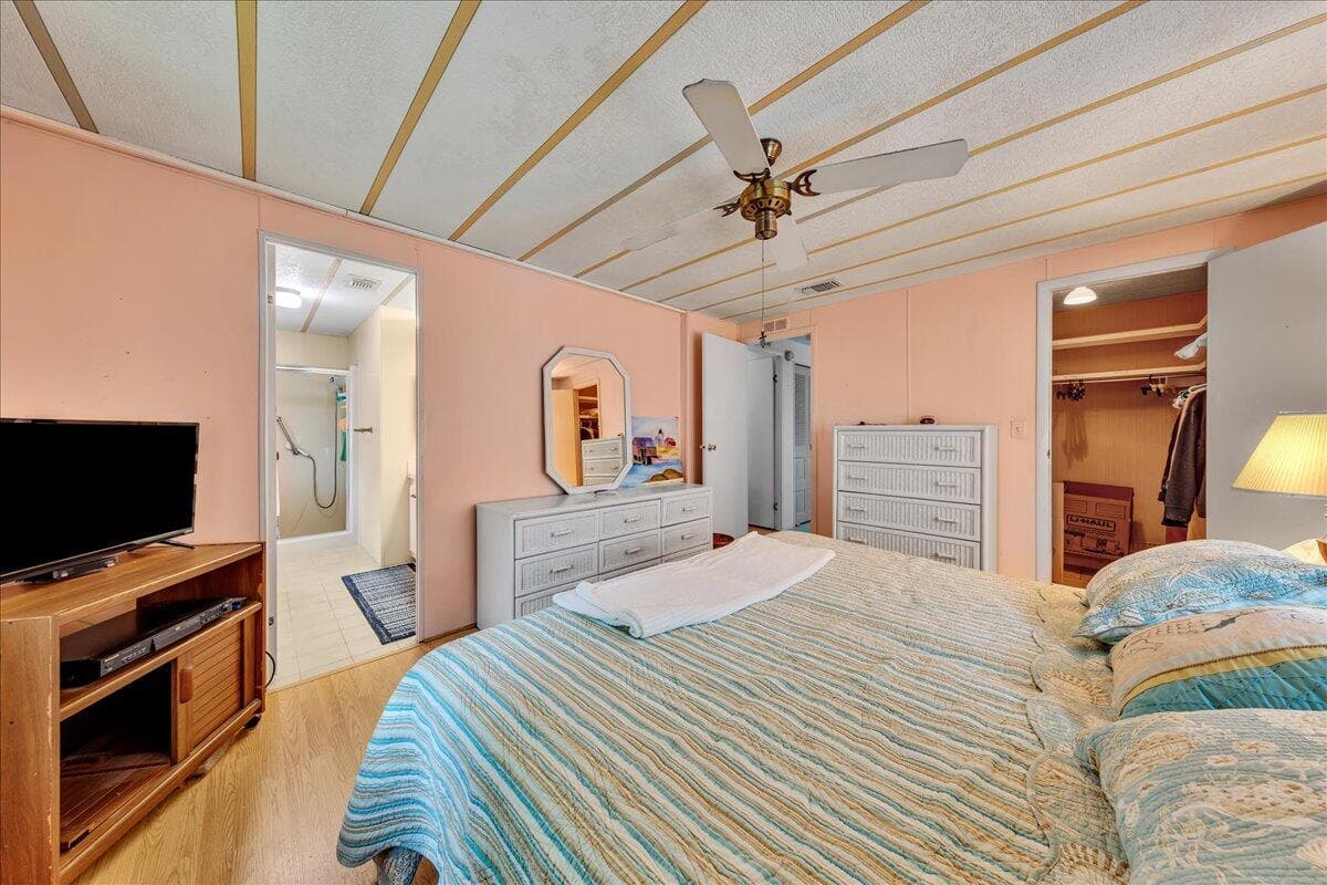 252 NW 53rd Court, Deerfield Beach, FL 33064 — photo 26 of 46