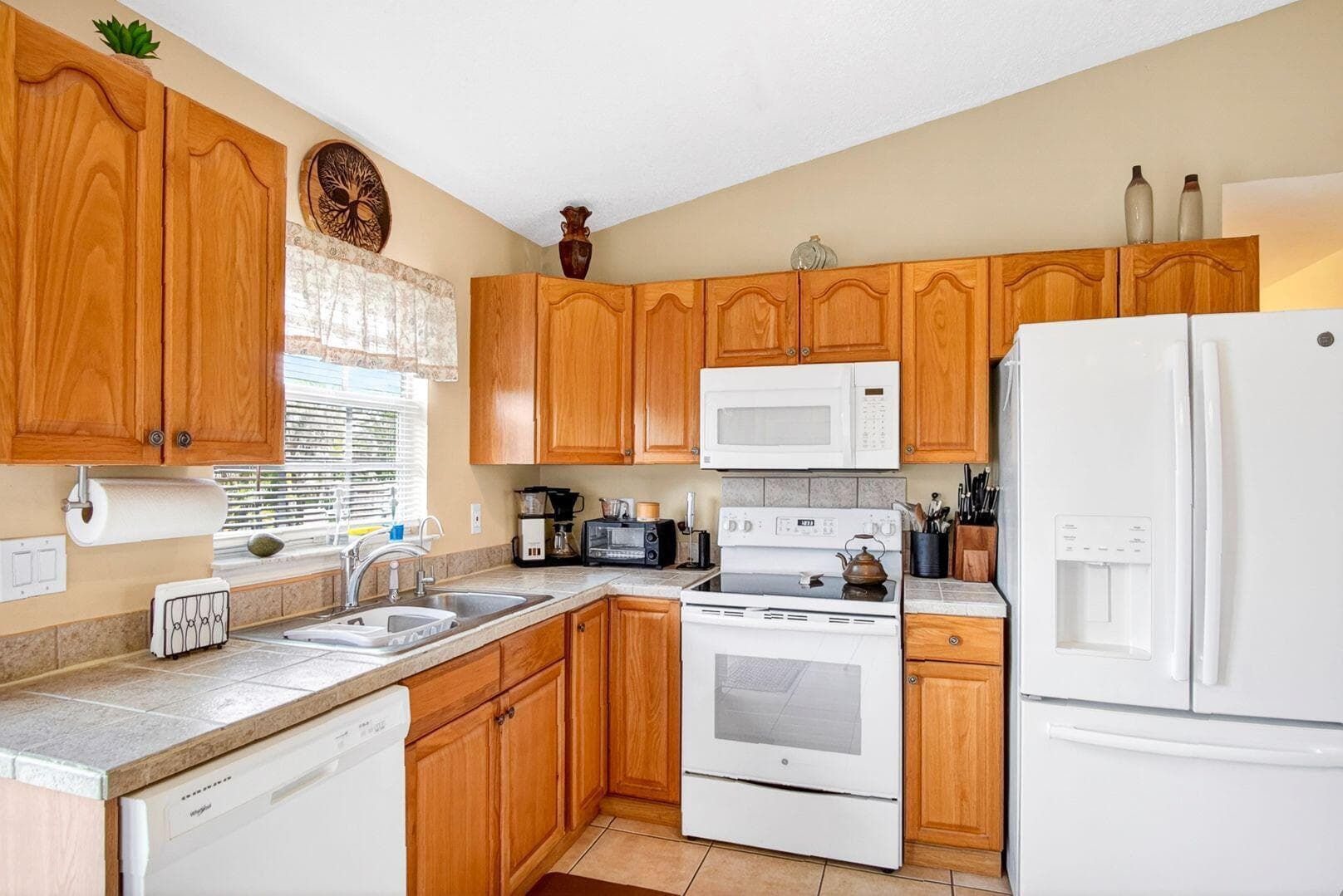 1146 SW Del Rio Boulevard, Port St. Lucie, FL 34953 — photo 8 of 24