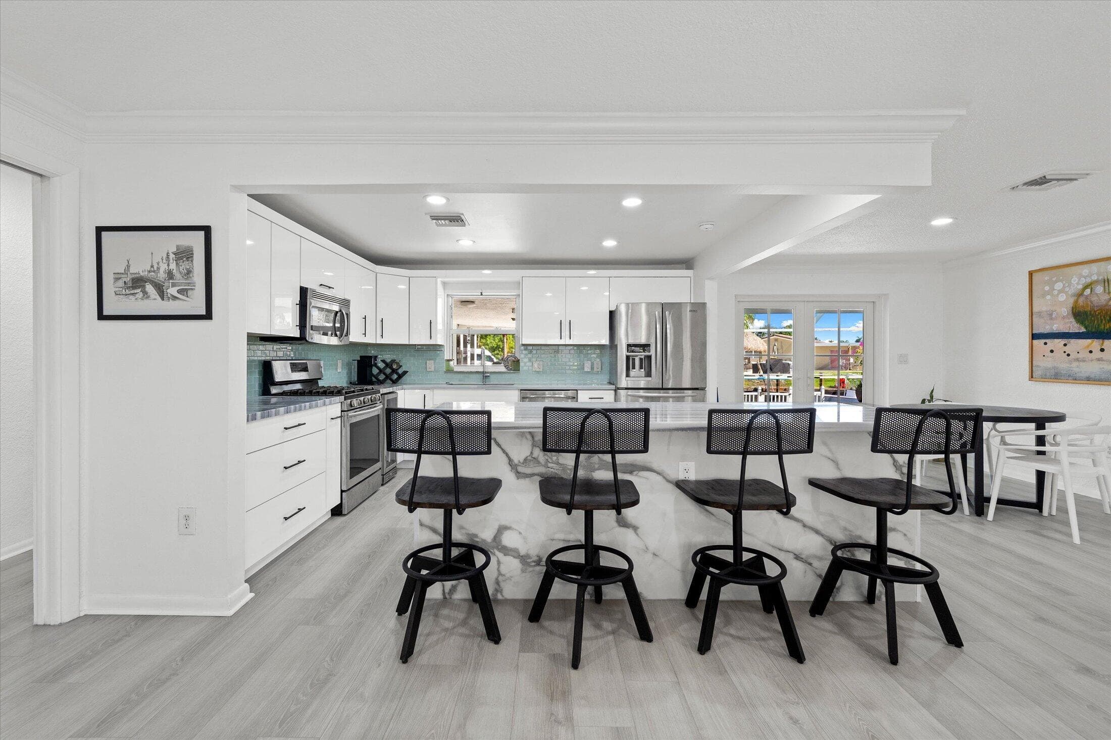 421 SW 18th Street, Pompano Beach, FL 33060 — photo 11 of 40