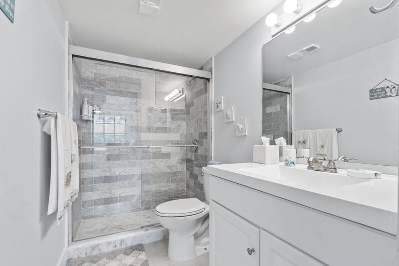 140 Yacht Club Way 107, Hypoluxo, FL 33462 — photo 14 of 34
