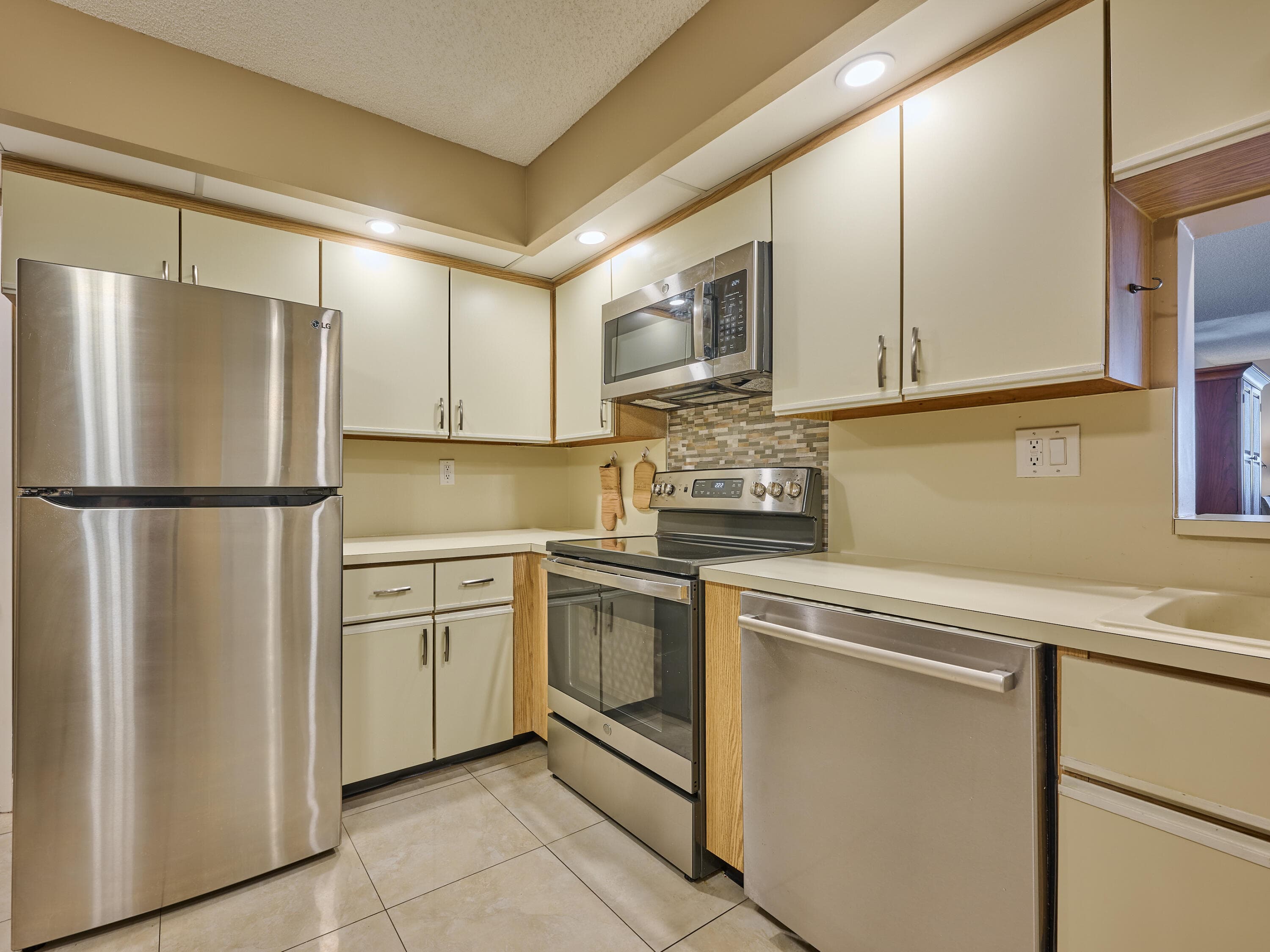 3420 S Ocean Boulevard 8w, Highland Beach, FL 33487 — photo 59 of 76