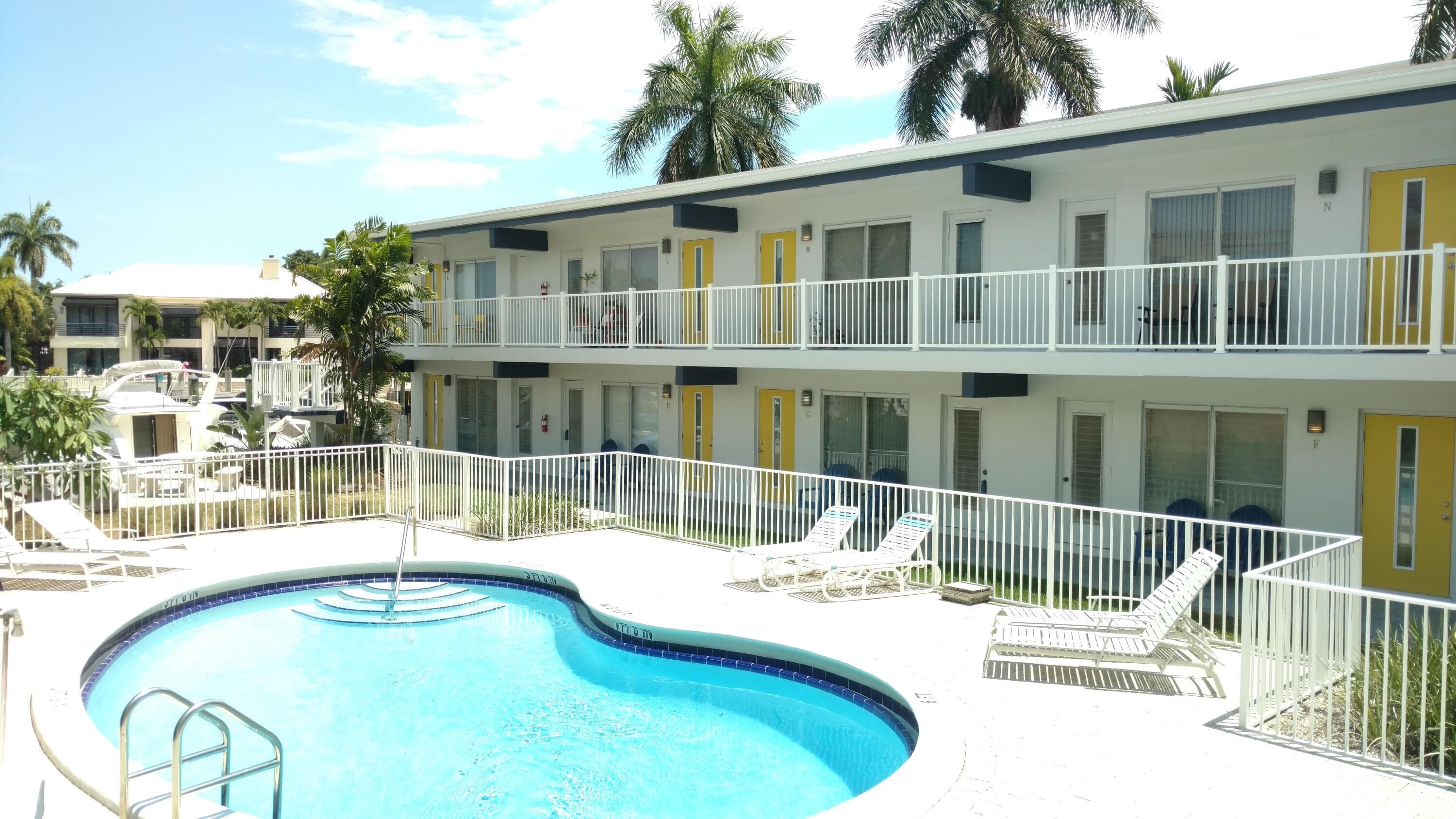 1354 Bayview Drive E, Fort Lauderdale, FL 33304 — photo 7 of 20