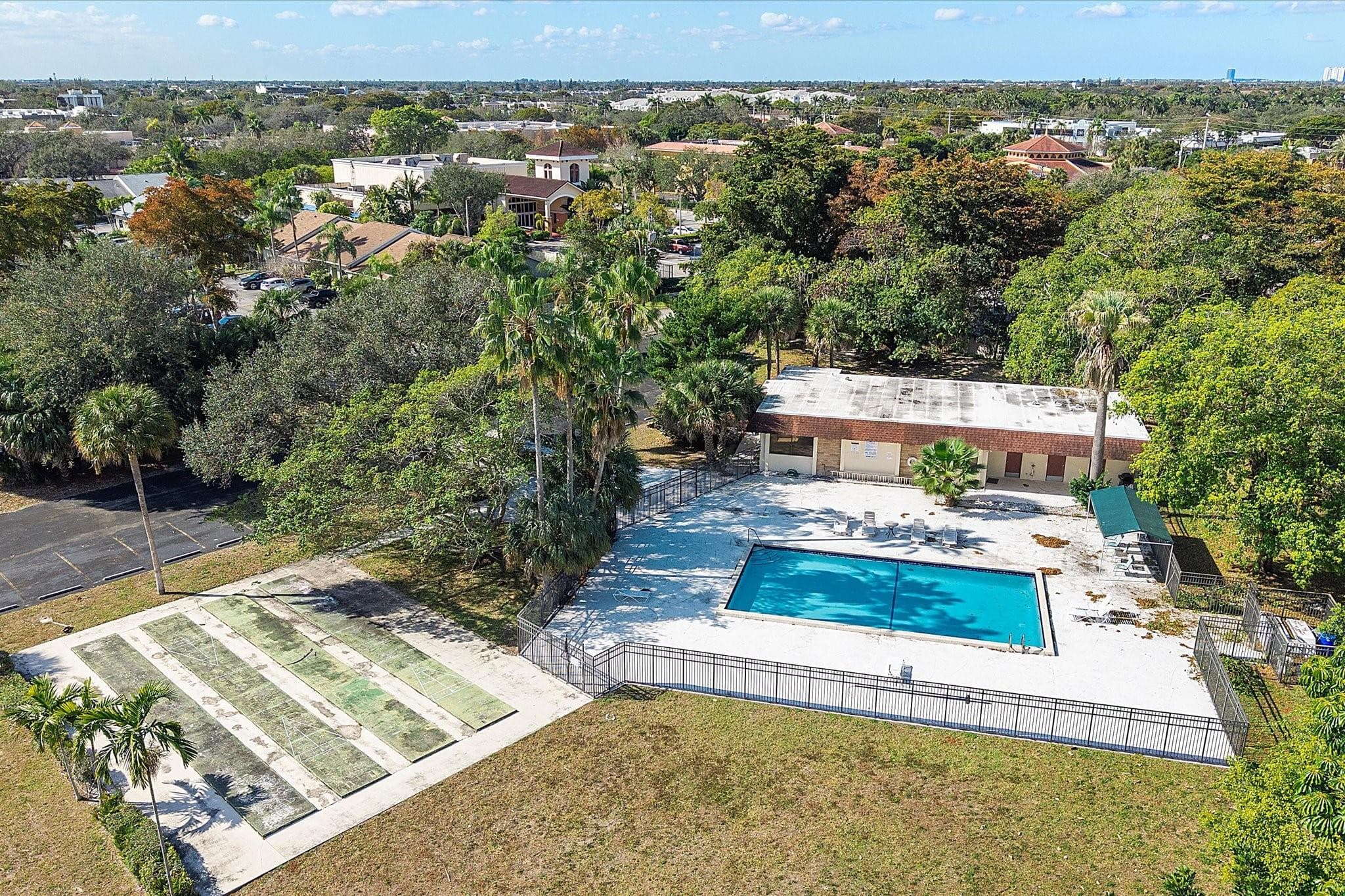 3900 NW 76th Avenue 307, Sunrise, FL 33351 — photo 26 of 27