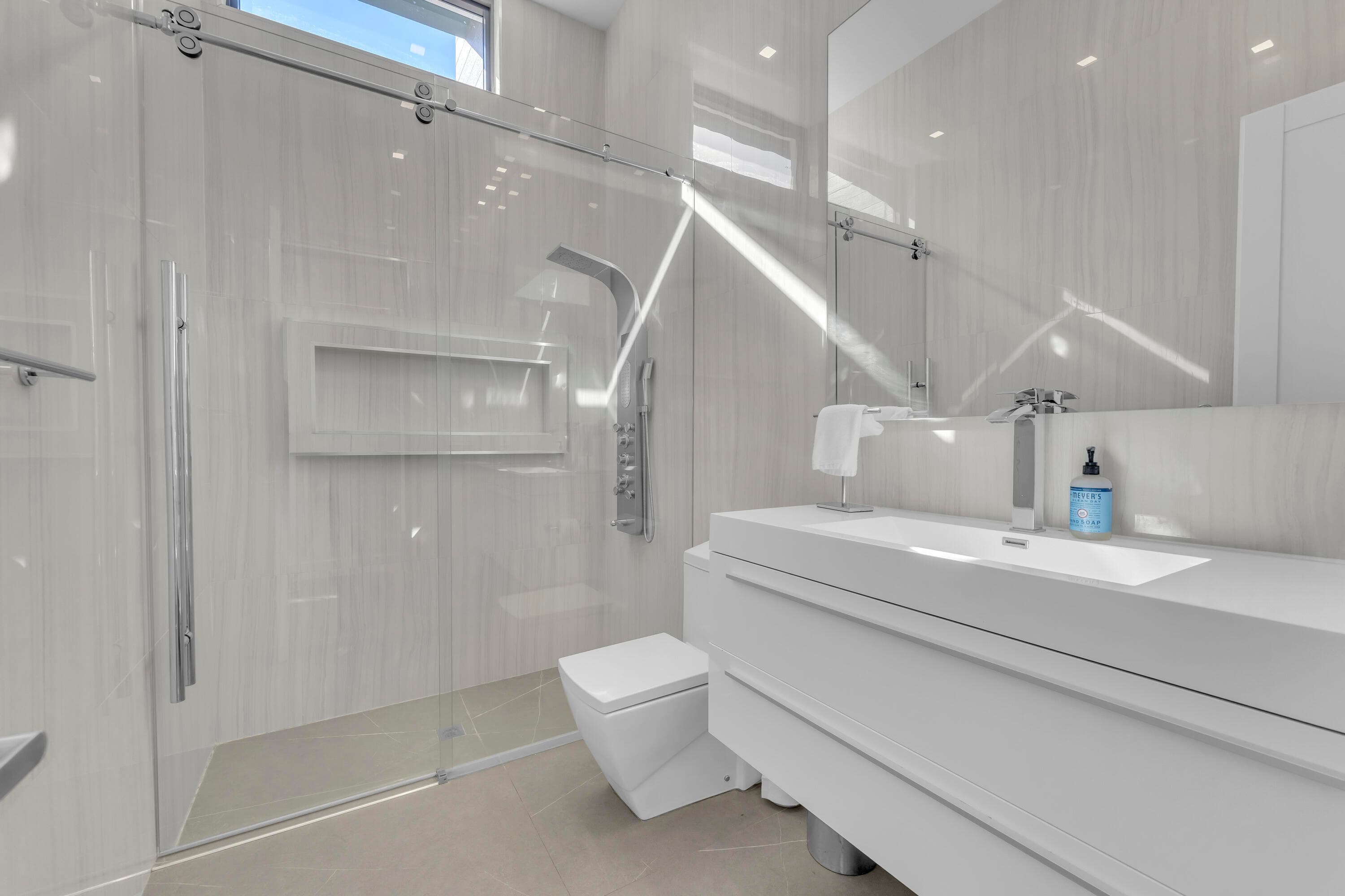 2401 NE 13th Street, Fort Lauderdale, FL 33304 — photo 43 of 74