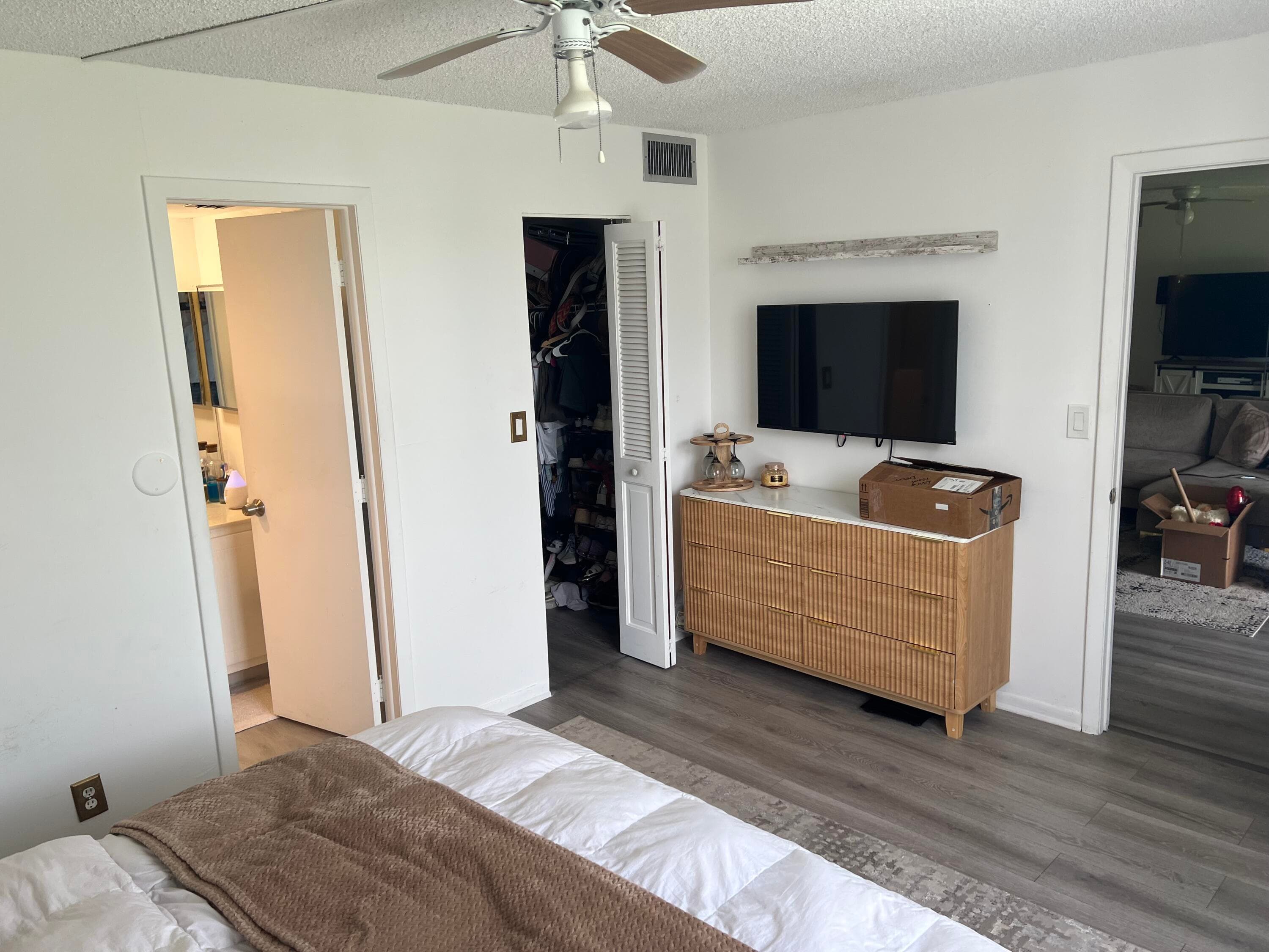 6301 N University Drive, Tamarac, FL 33321 — photo 13 of 17