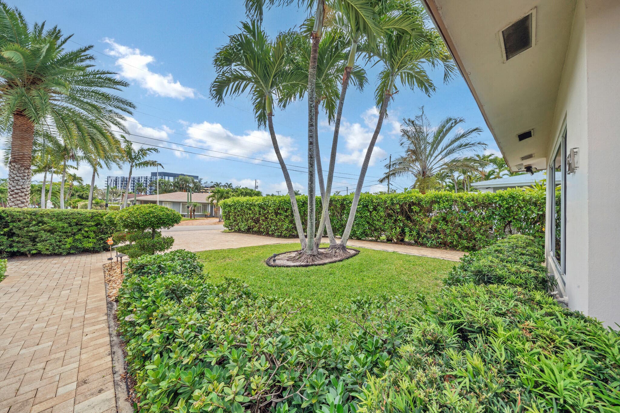 3291-3293 NE 18th Terrace 1-2, Oakland Park, FL 33306 — photo 76 of 80