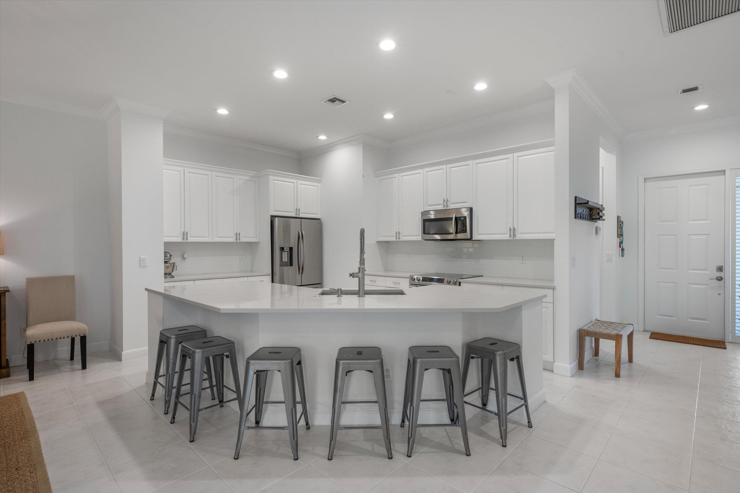 2920 Twin Oaks Way, Wellington, FL 33414 — photo 13 of 35
