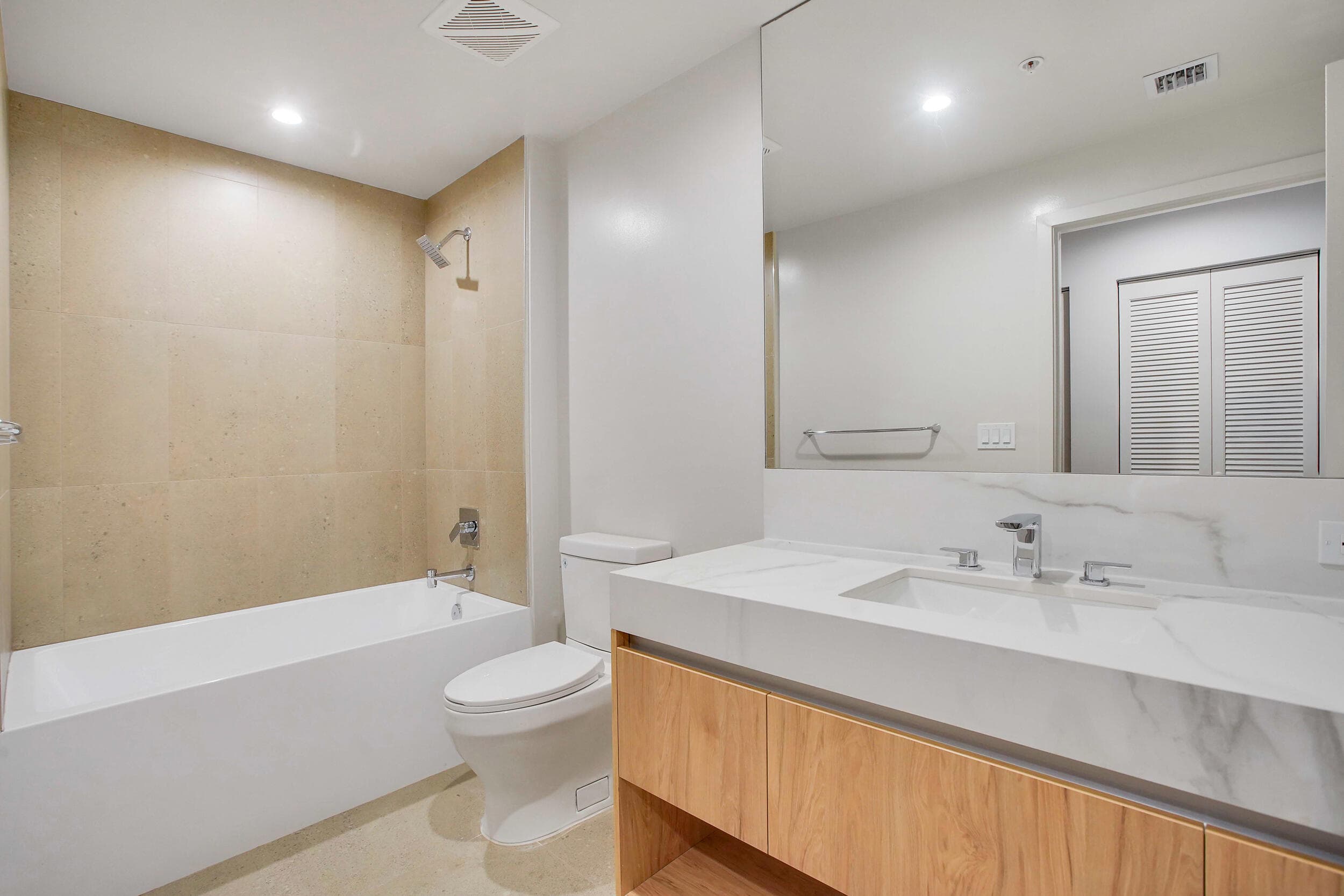 601 N Miami Avenue 2107, Miami, FL 33316 — photo 5 of 14