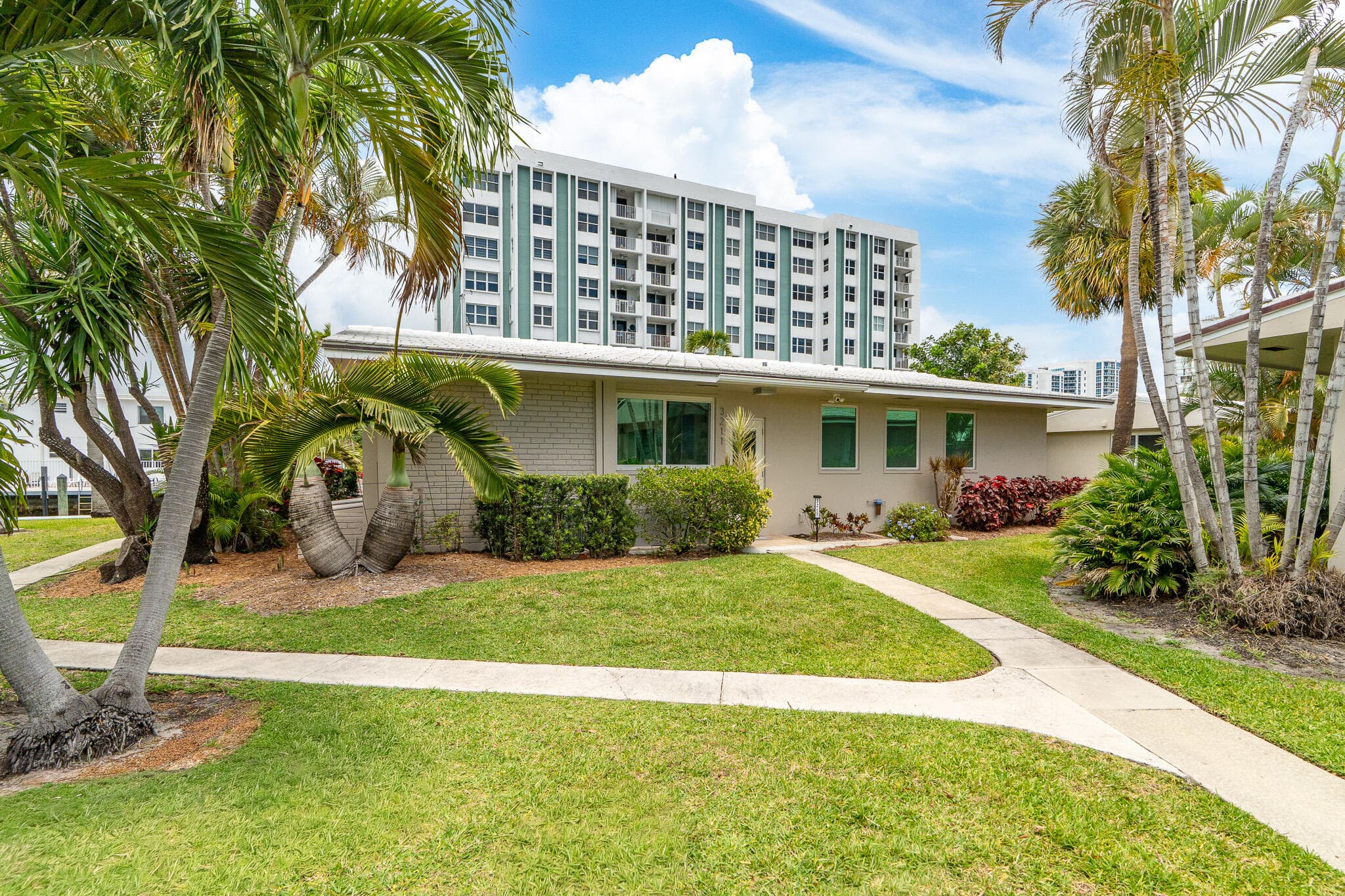 3211 SE 11th Street 3e, Pompano Beach, FL 33062 — photo 3 of 49