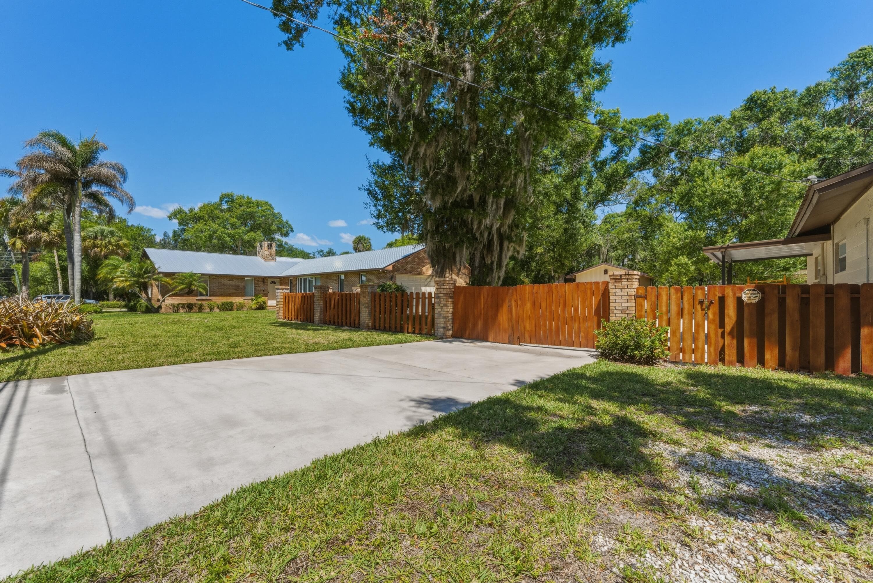 800 Ulrich Road, Fort Pierce, FL 34982 — photo 32 of 50