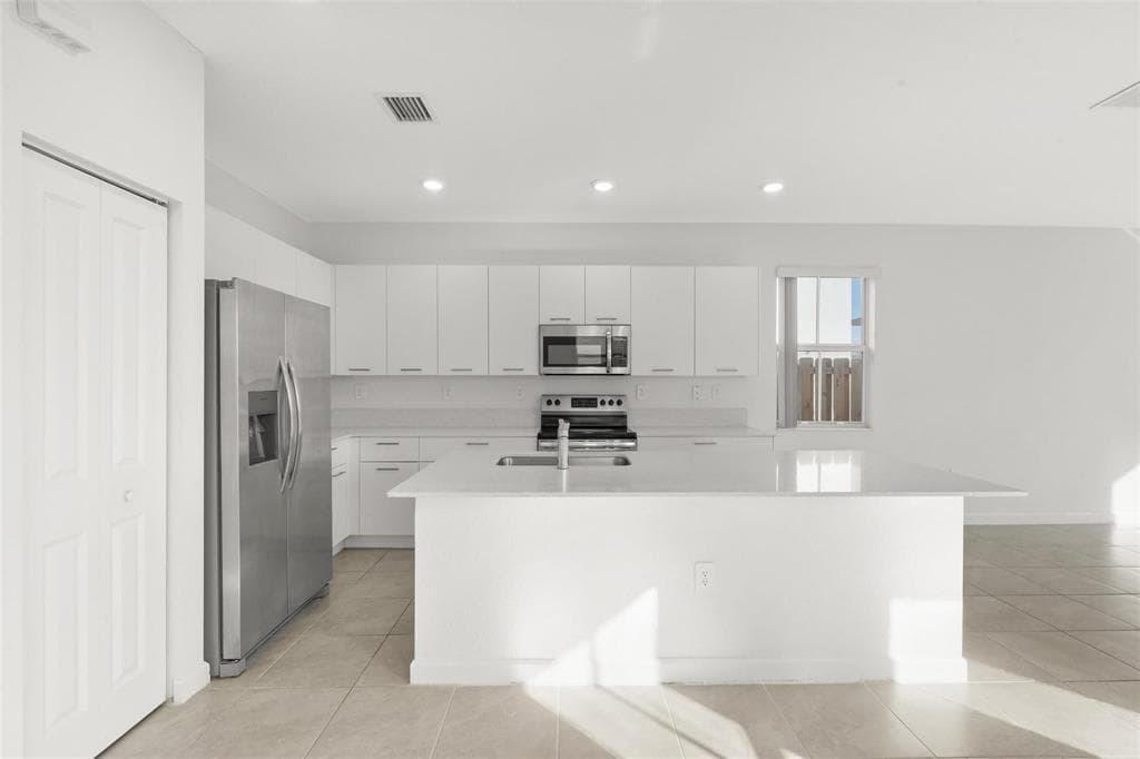 2441 NW 131st Circle 2441, Miami, FL 33167 — photo 6 of 23