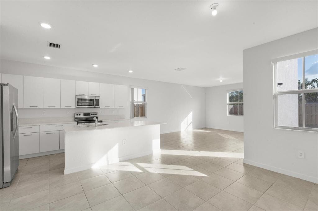 2441 NW 131st Circle 2441, Miami, FL 33167 — photo 9 of 23