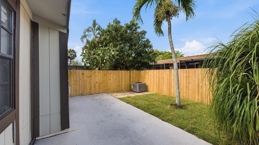 2260 Plum Court, Pembroke Pines, FL 33026 — photo 30 of 33