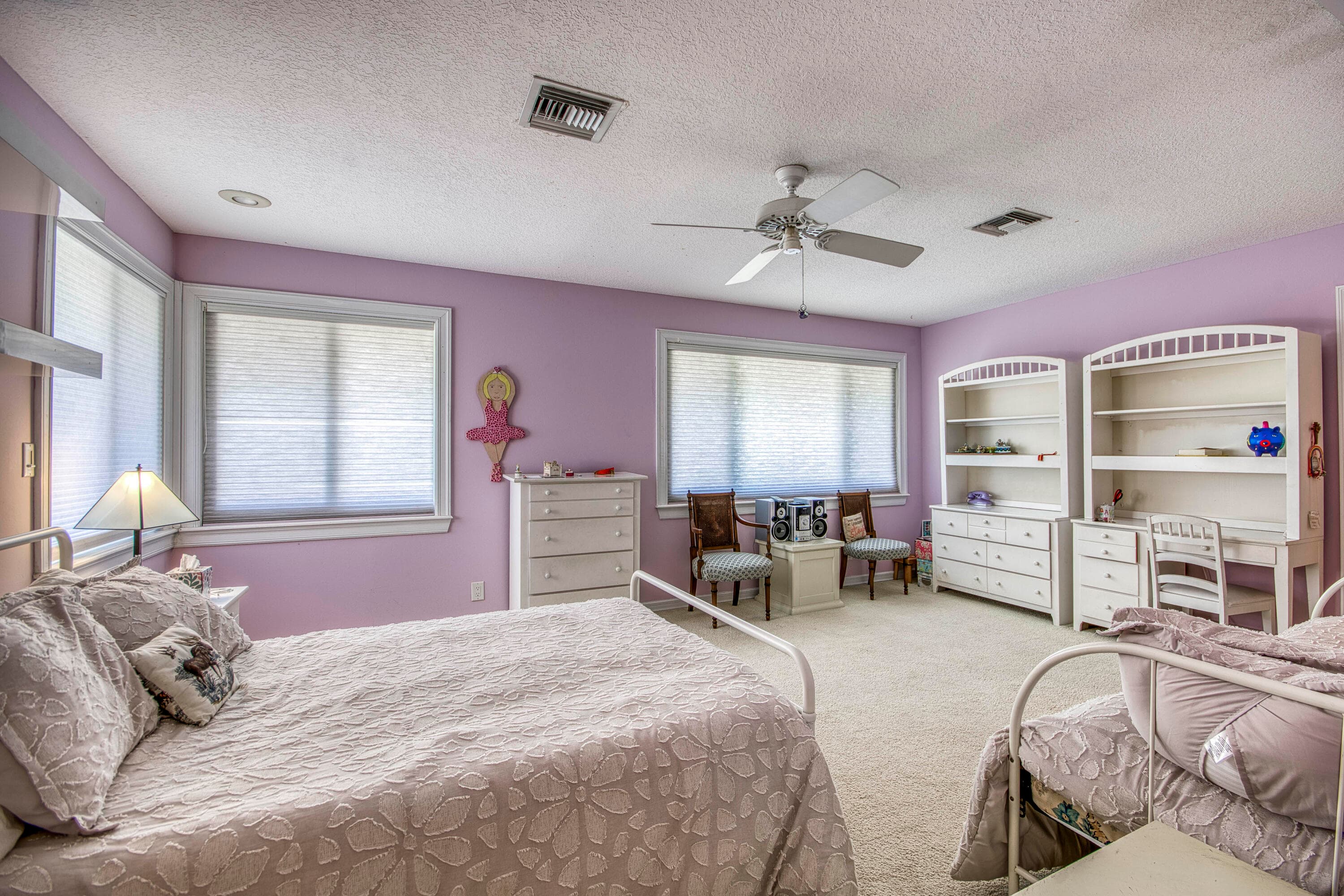 185 Thornton Drive, Palm Beach Gardens, FL 33418 — photo 30 of 54