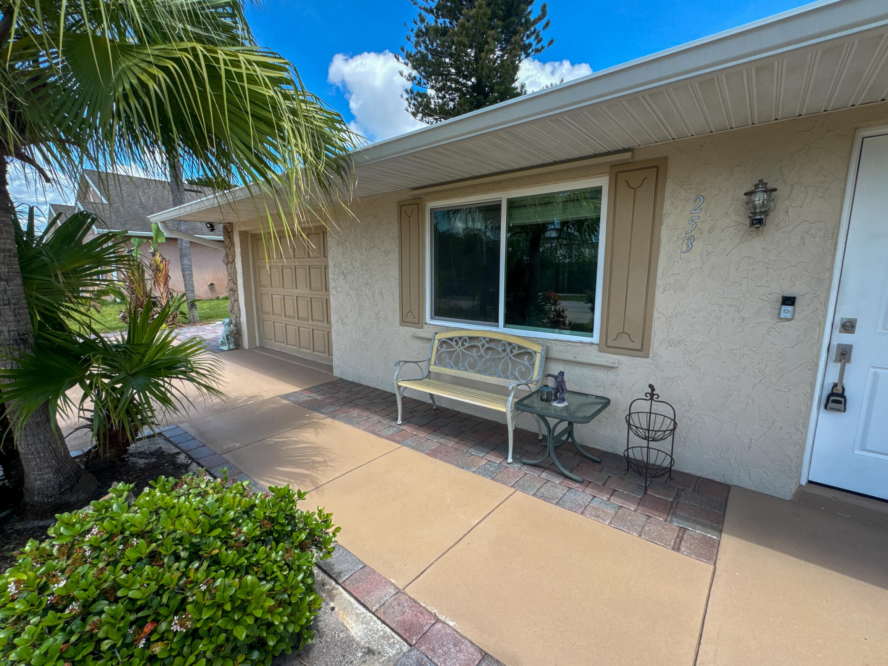 253 SW Chapman Avenue, Port St. Lucie, FL 34984 — photo 4 of 31