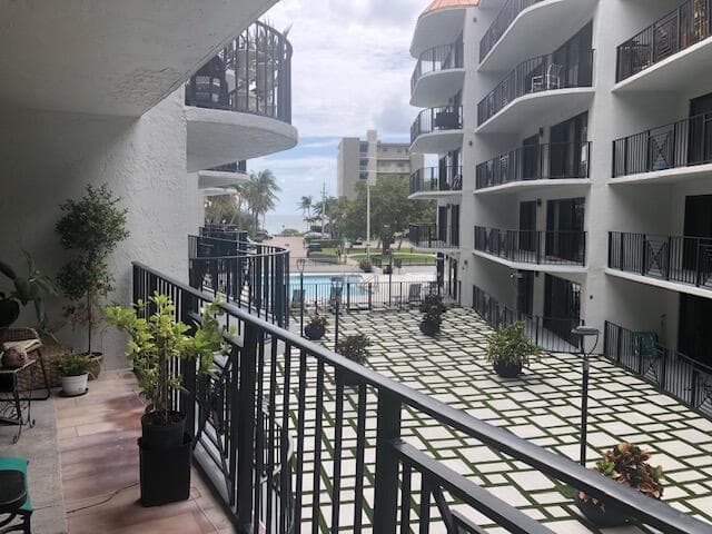 2029 N Ocean Boulevard 209, Fort Lauderdale, FL 33305 — photo 5 of 14