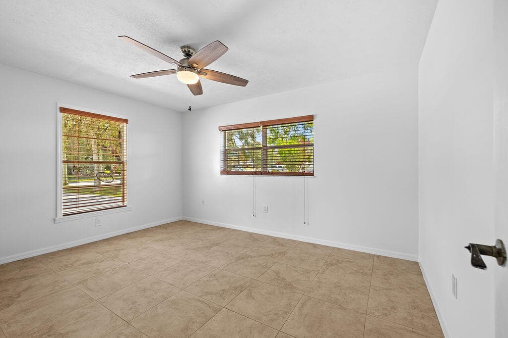 320 Chamberlain Boulevard, Fort Pierce, FL 34946 — photo 37 of 61
