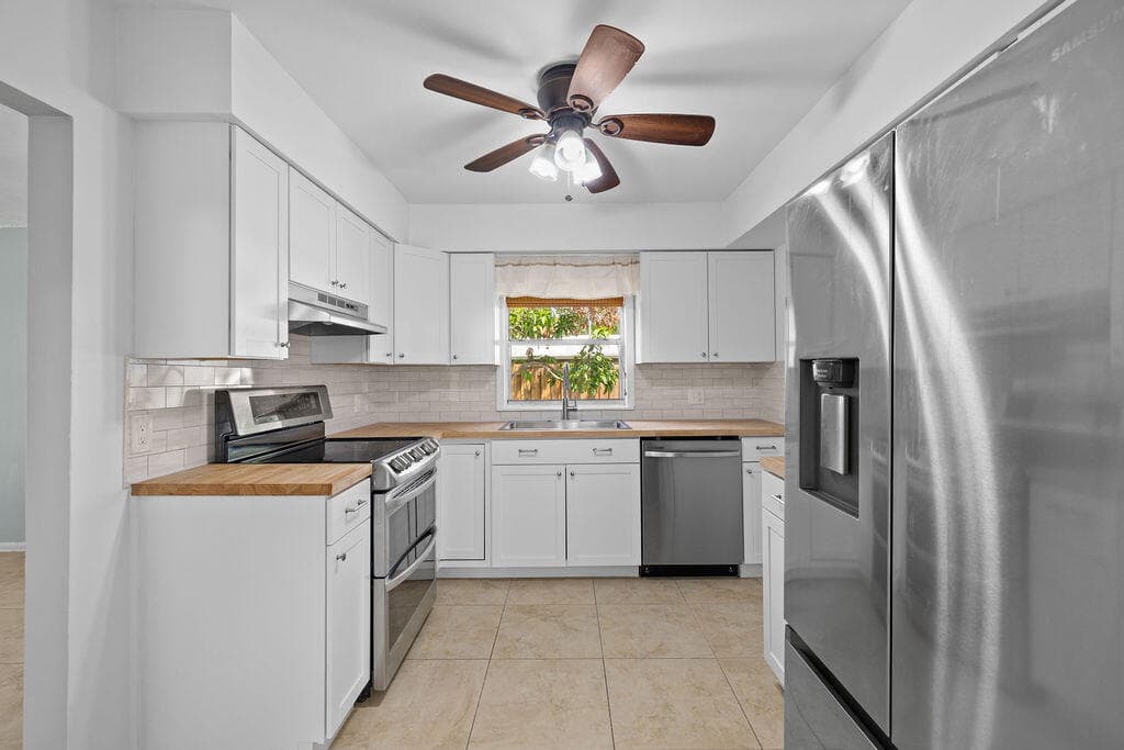 320 Chamberlain Boulevard, Fort Pierce, FL 34946 — photo 24 of 61