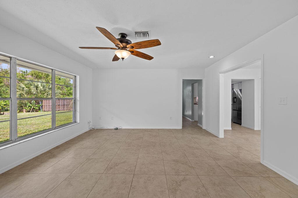 320 Chamberlain Boulevard, Fort Pierce, FL 34946 — photo 22 of 61