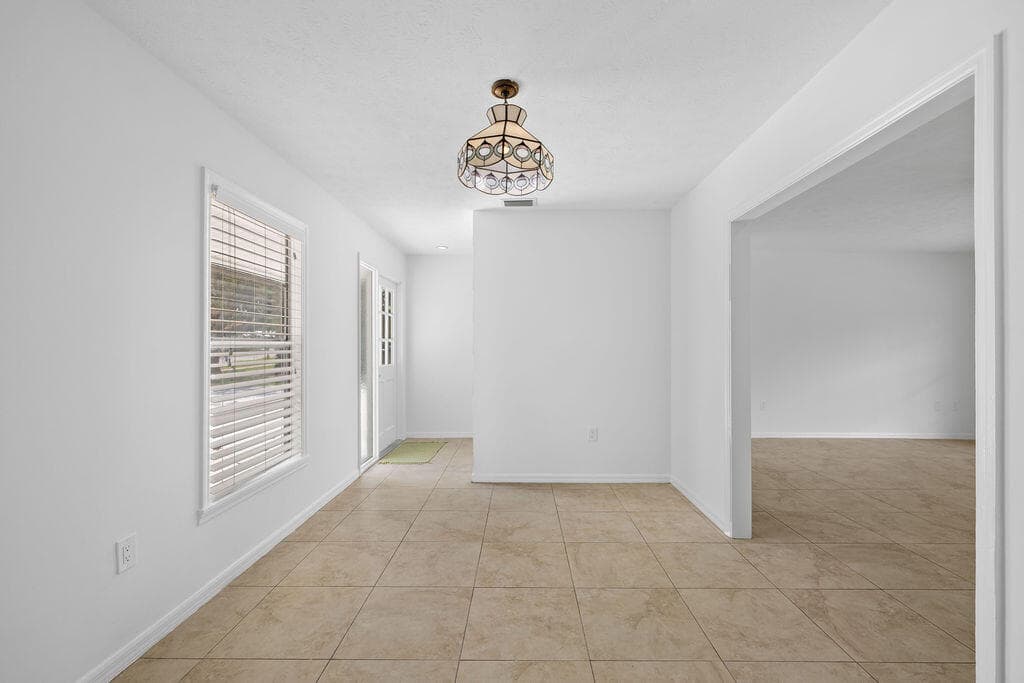 320 Chamberlain Boulevard, Fort Pierce, FL 34946 — photo 17 of 61