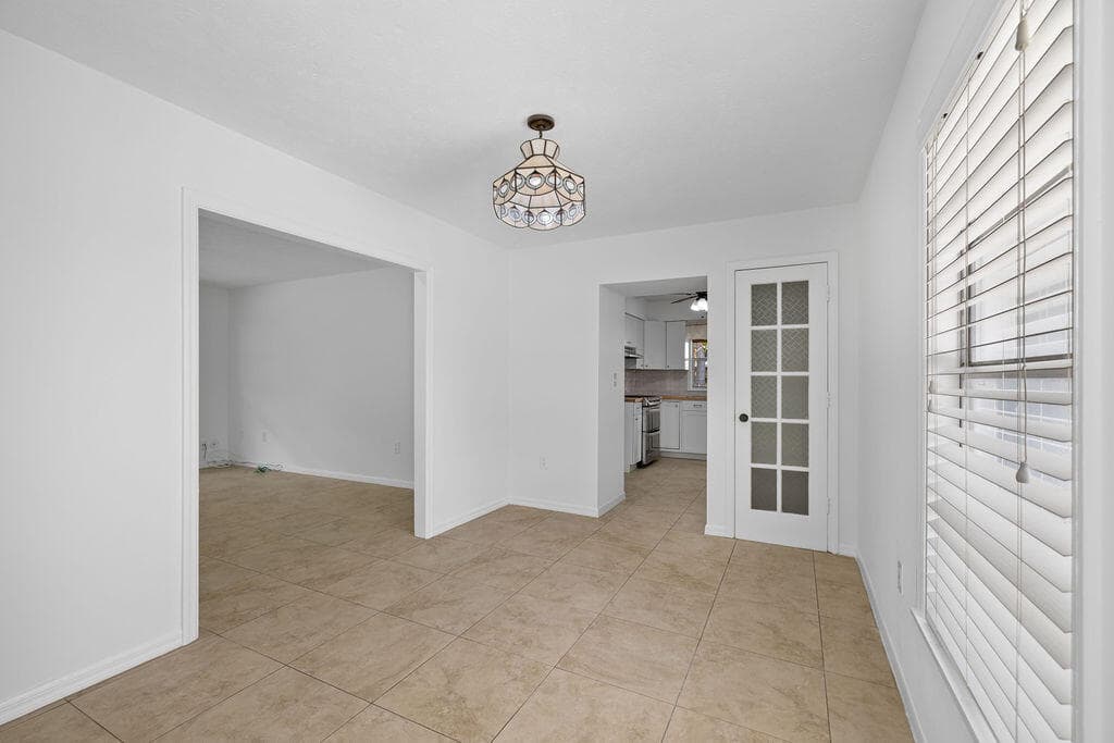 320 Chamberlain Boulevard, Fort Pierce, FL 34946 — photo 15 of 61
