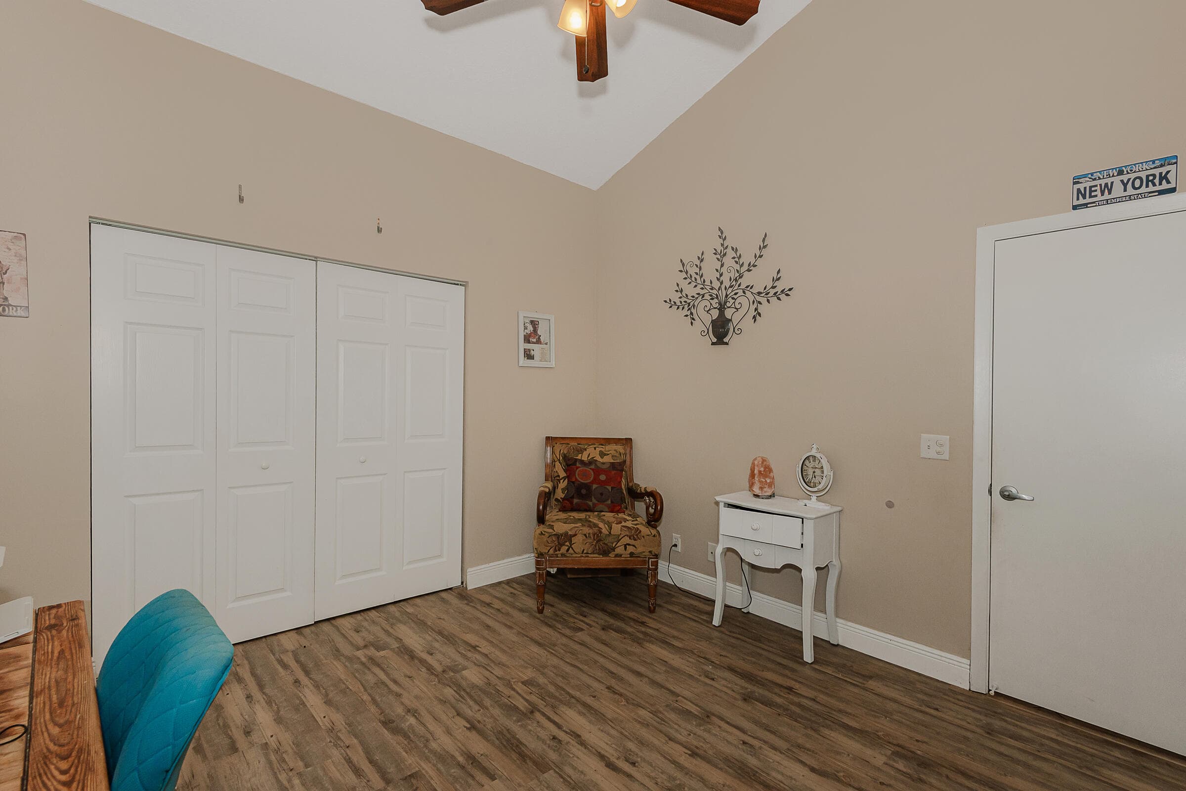 1091 NW 162nd Avenue, Pembroke Pines, FL 33028 — photo 23 of 39