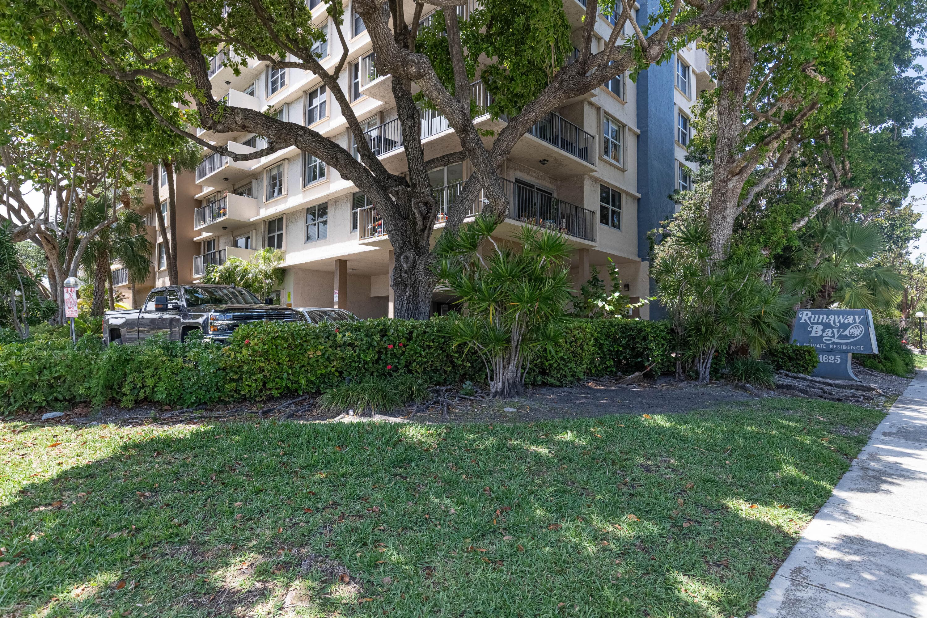 1625 SE 10th Avenue Unit 905, Fort Lauderdale, FL 33316 — photo 26 of 34