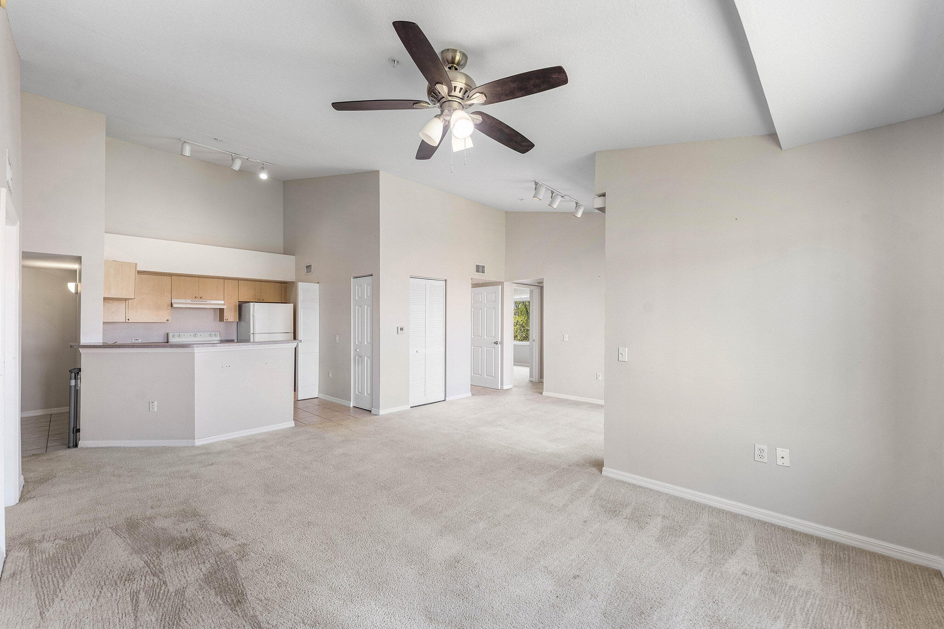 118 Villa Circle 118, Boynton Beach, FL 33435 — photo 9 of 29